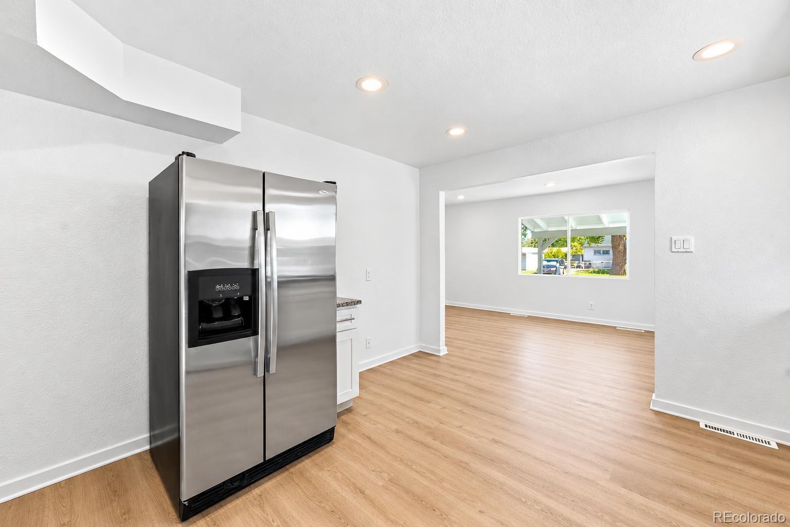 MLS Image #10 for 2631 s green court,denver, Colorado