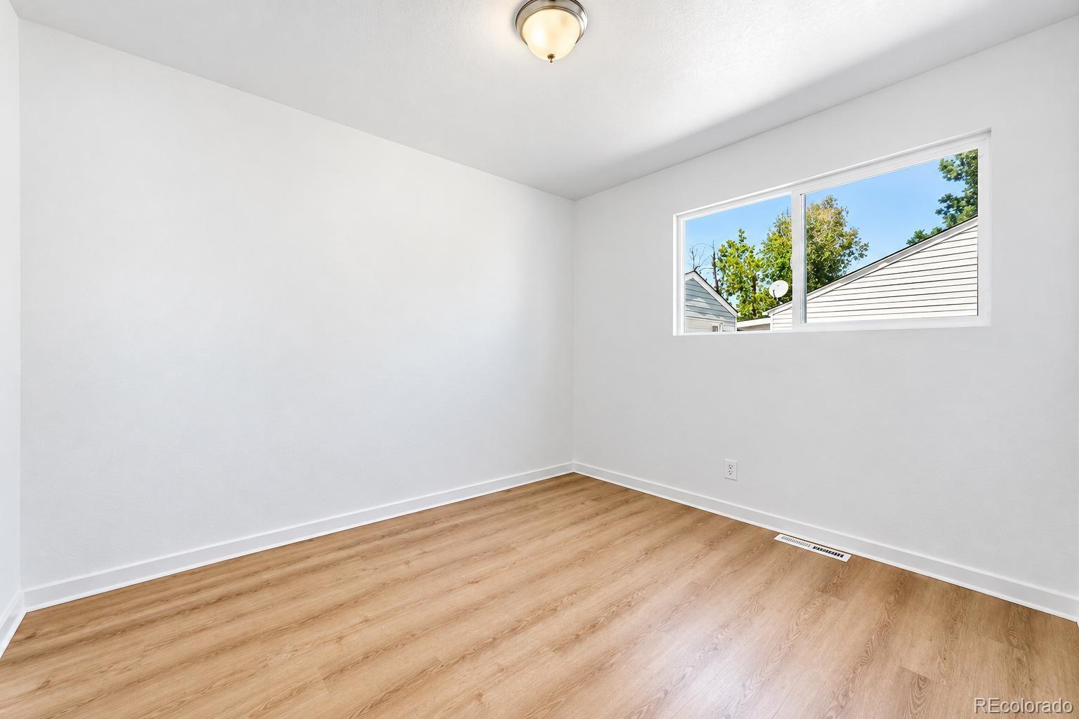 MLS Image #14 for 2631 s green court,denver, Colorado