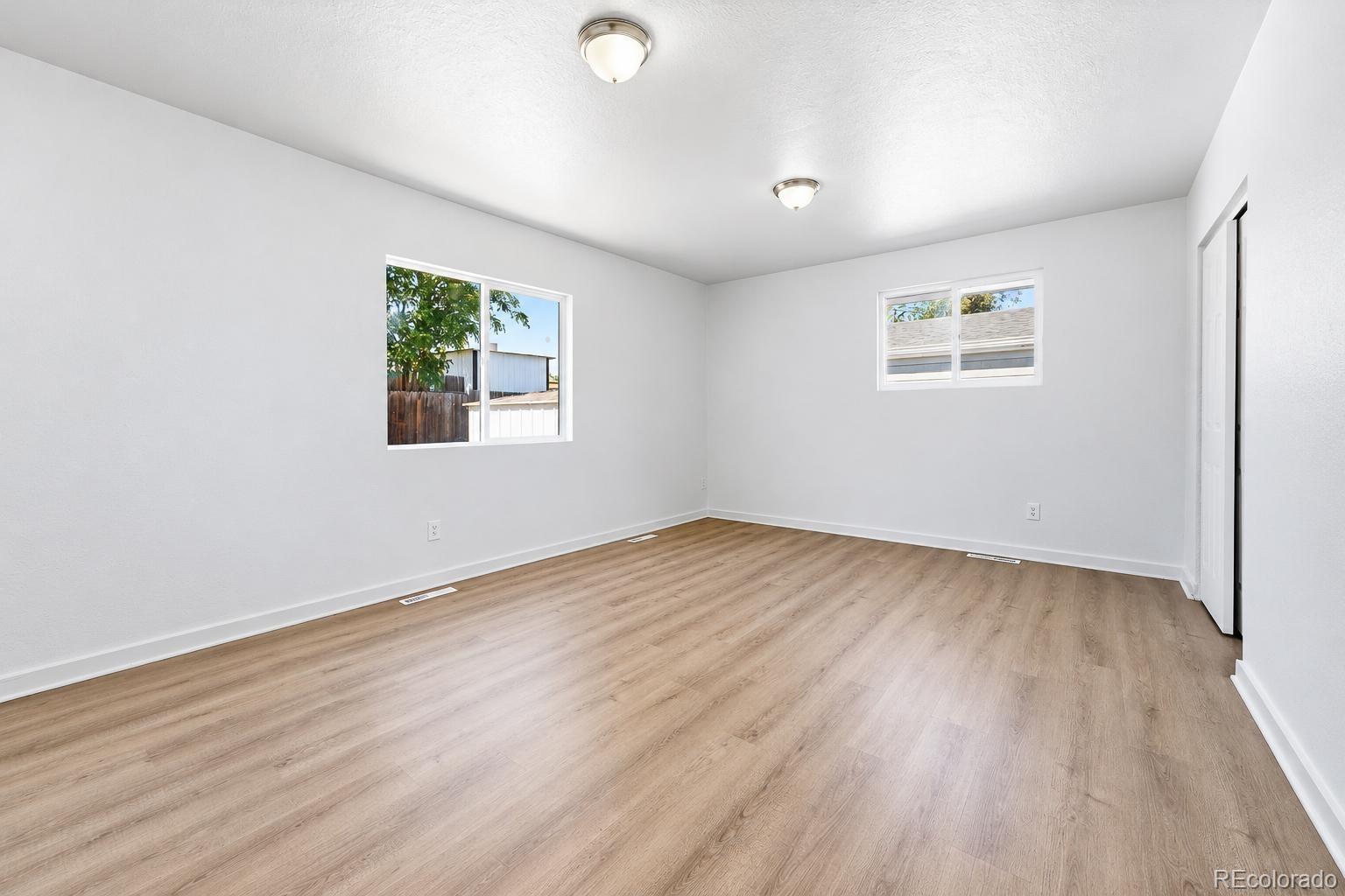 MLS Image #17 for 2631 s green court,denver, Colorado