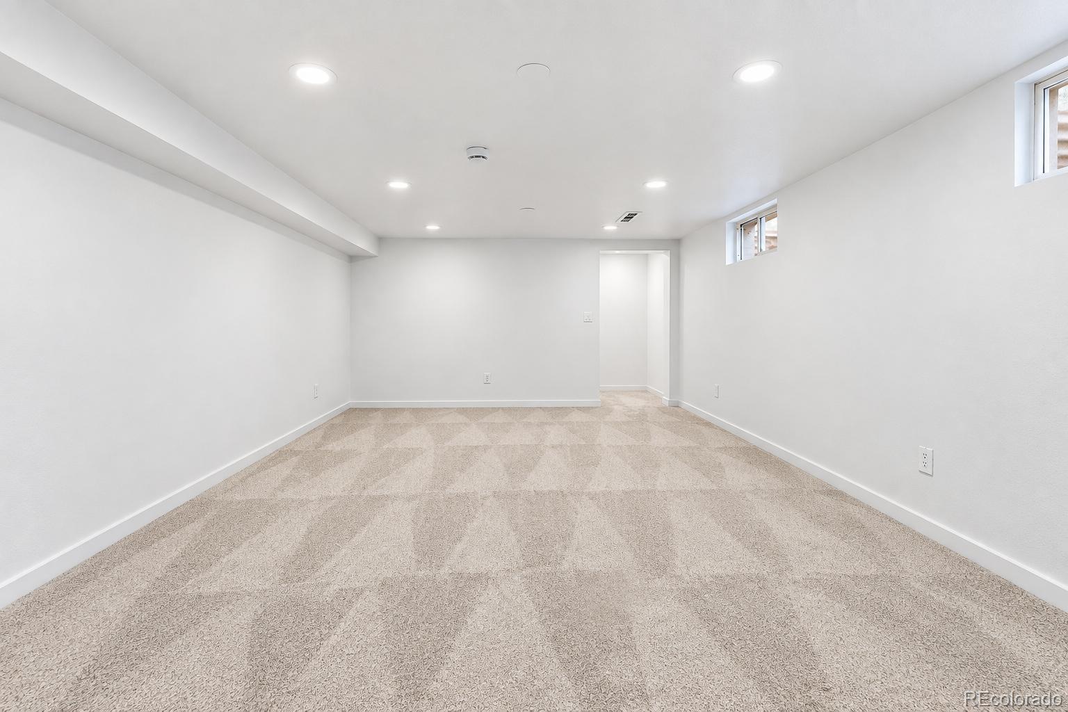 MLS Image #20 for 2631 s green court,denver, Colorado