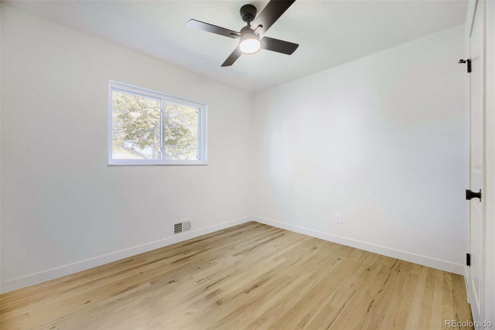 MLS Image #19 for 1951 s lowell boulevard,denver, Colorado