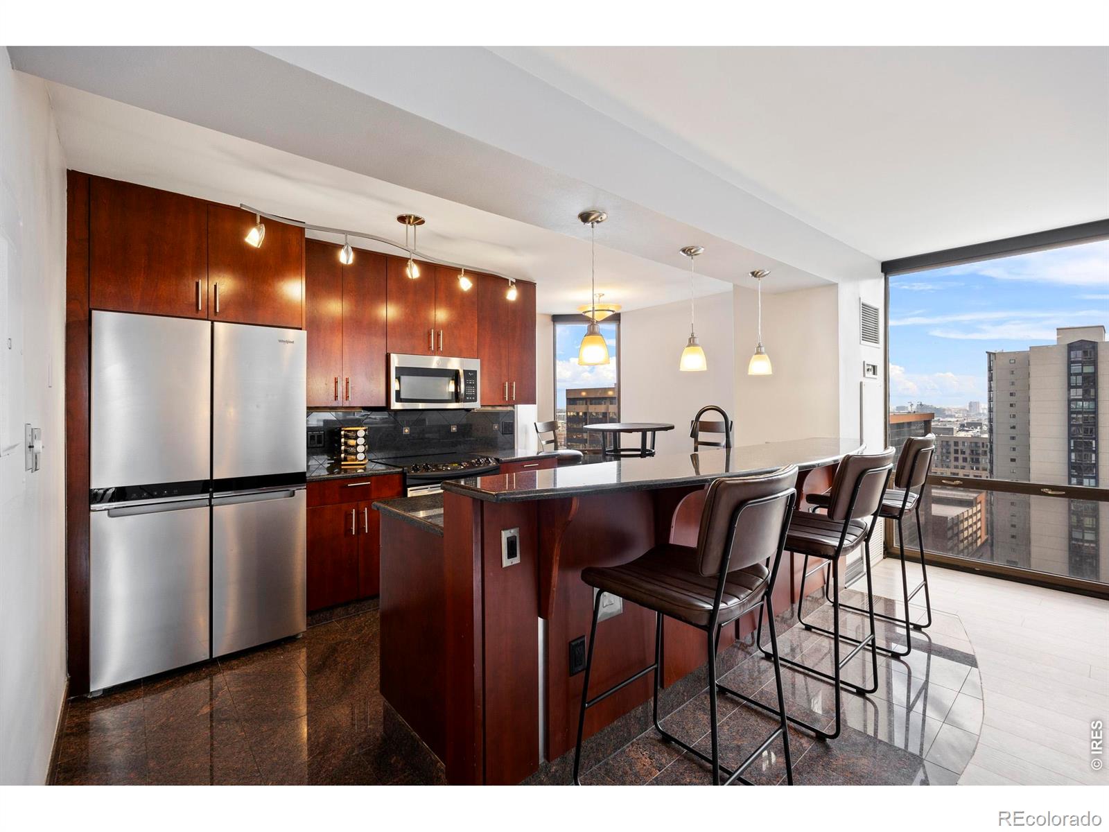 MLS Image #13 for 1625  larimer street,denver, Colorado