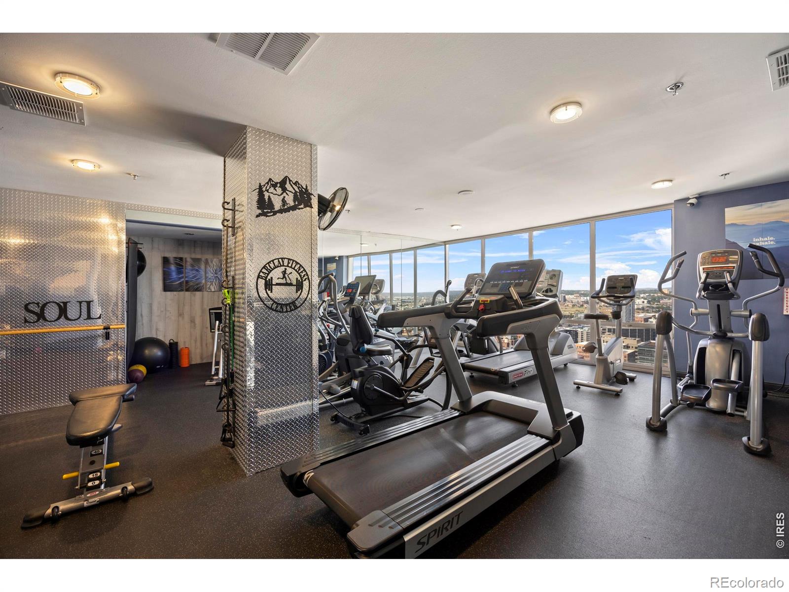 MLS Image #45 for 1625  larimer street,denver, Colorado