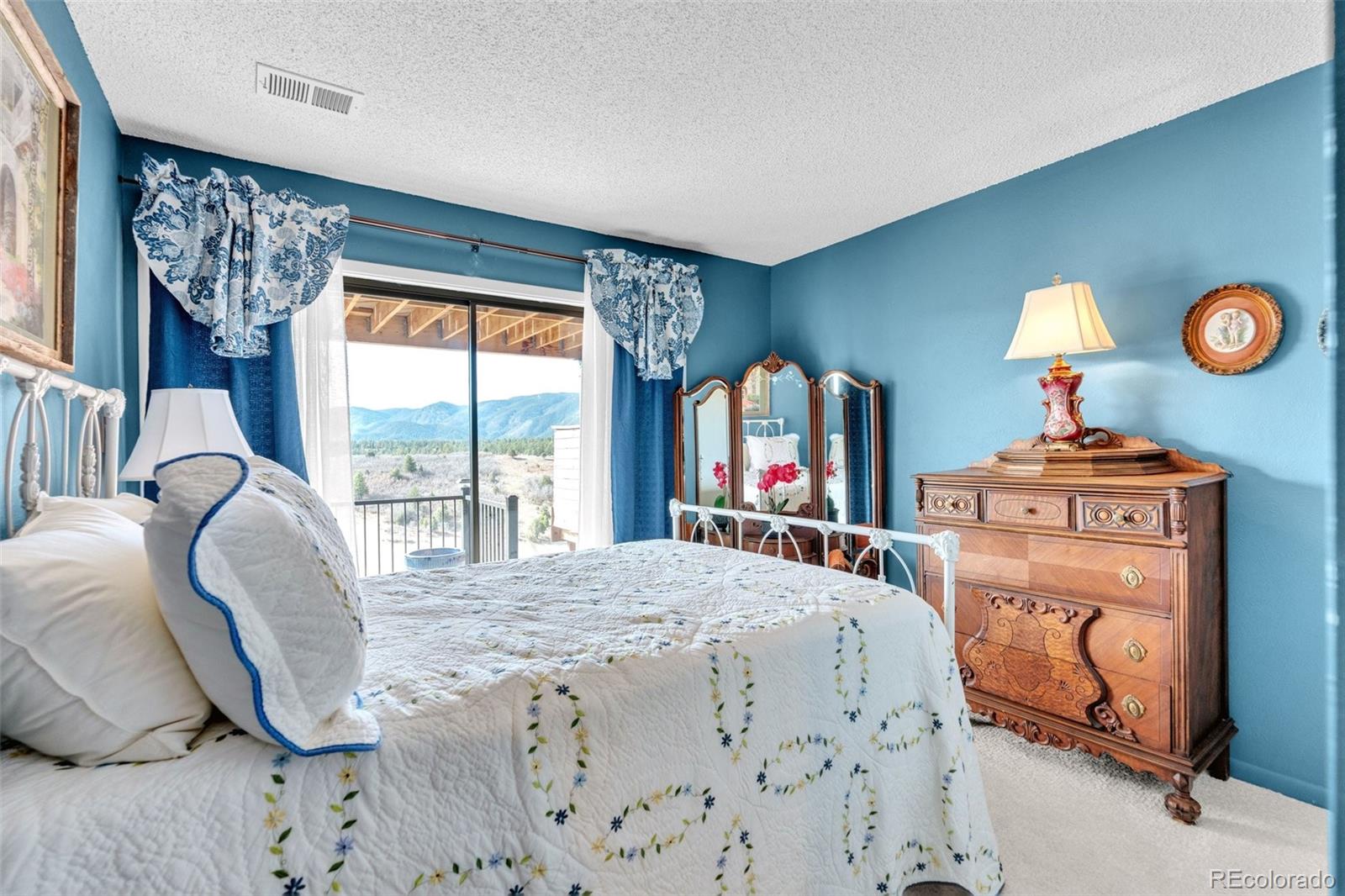 MLS Image #23 for 4500  sentinel rock ,larkspur, Colorado