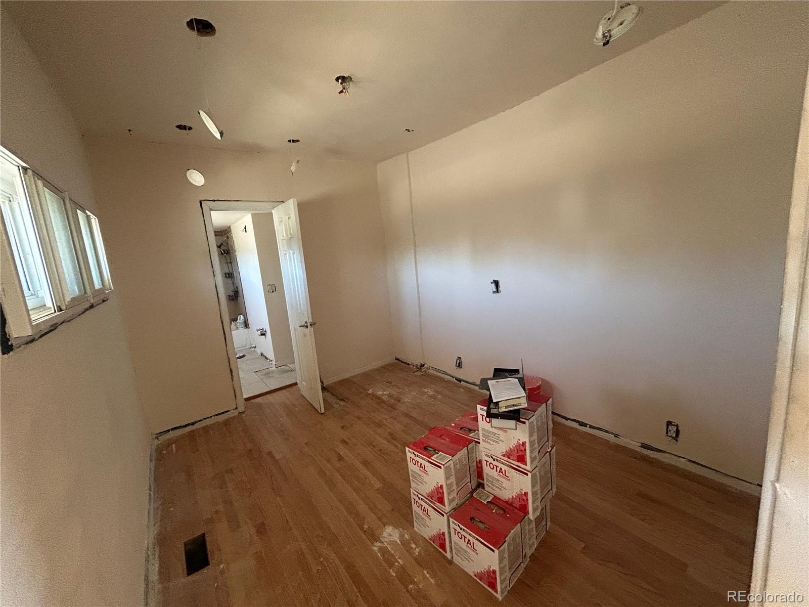 MLS Image #4 for 4501  milwaukee street,denver, Colorado