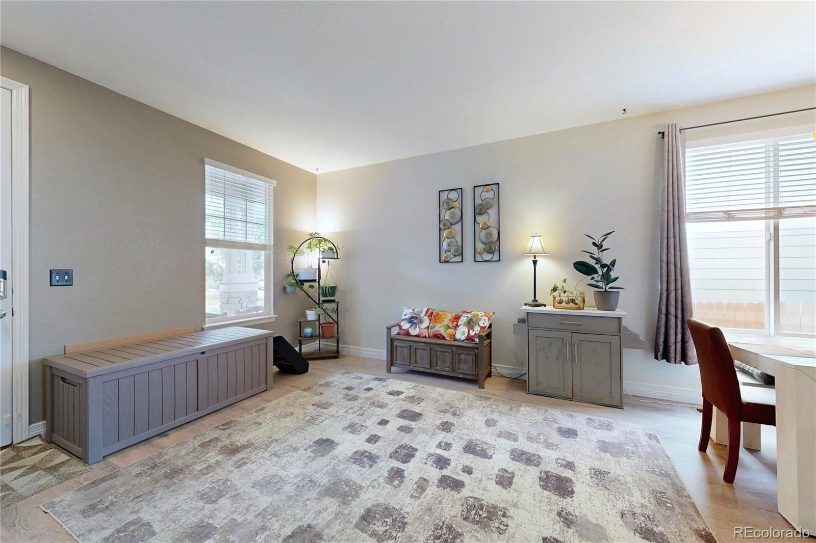 MLS Image #4 for 5548  lewiston court,denver, Colorado