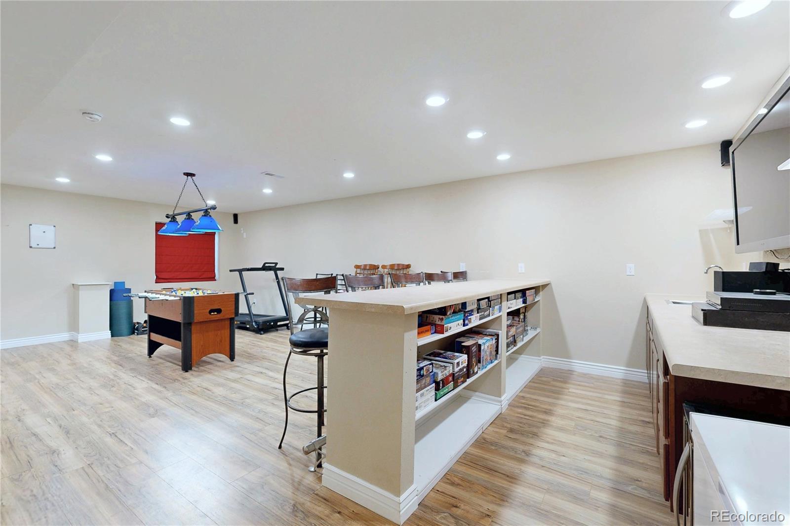 MLS Image #41 for 5548  lewiston court,denver, Colorado
