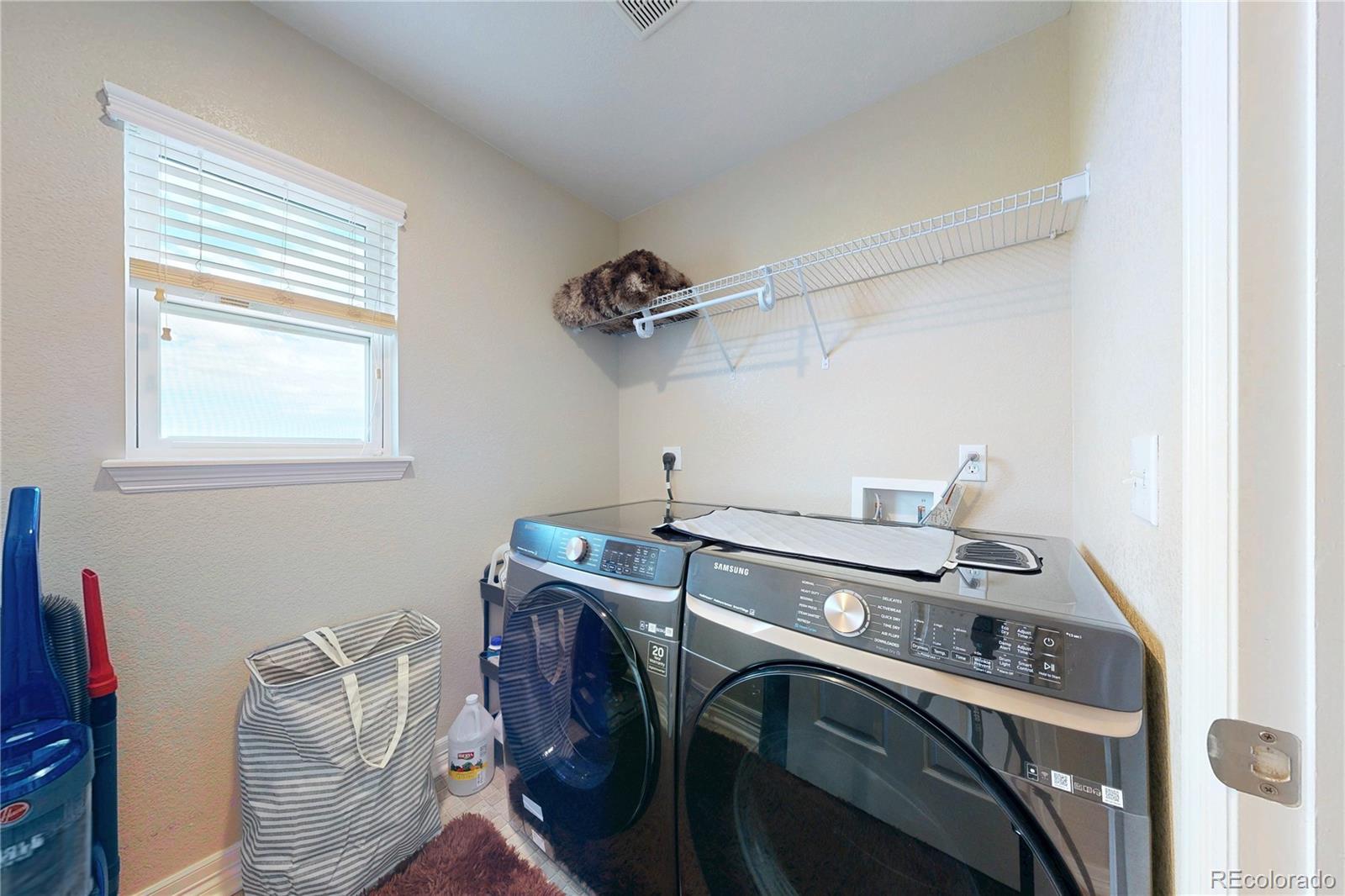 MLS Image #42 for 5548  lewiston court,denver, Colorado