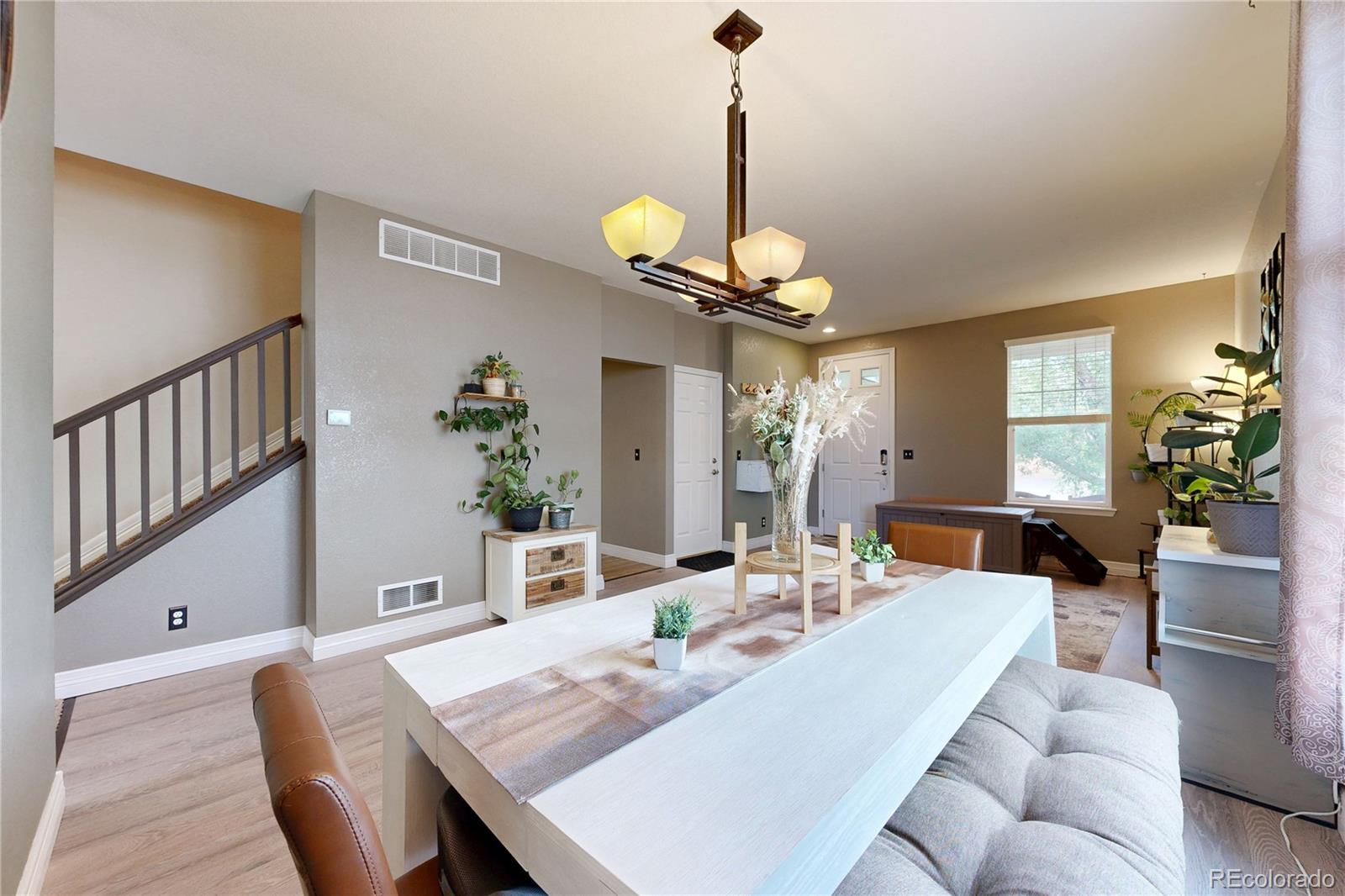 MLS Image #8 for 5548  lewiston court,denver, Colorado