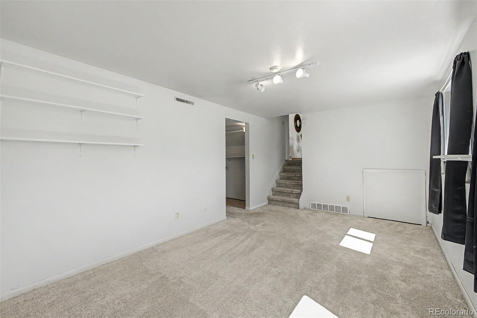MLS Image #15 for 4032  colony hills circle,colorado springs, Colorado