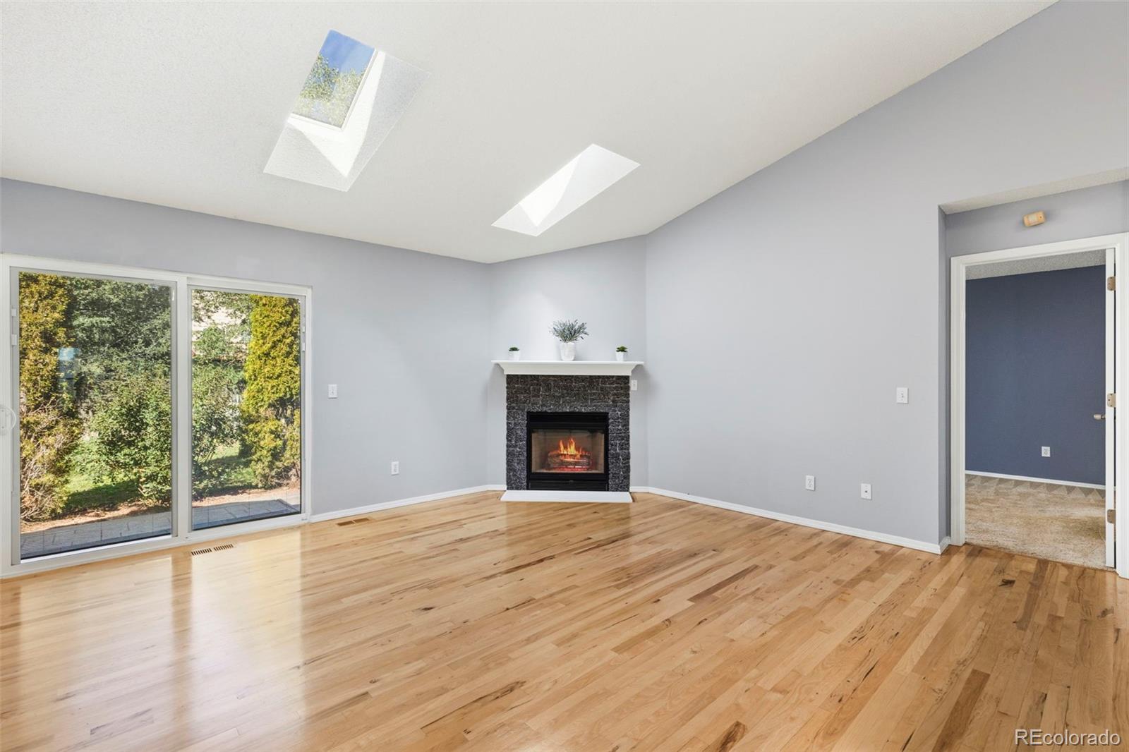 MLS Image #10 for 1305  eastmeadow court,colorado springs, Colorado