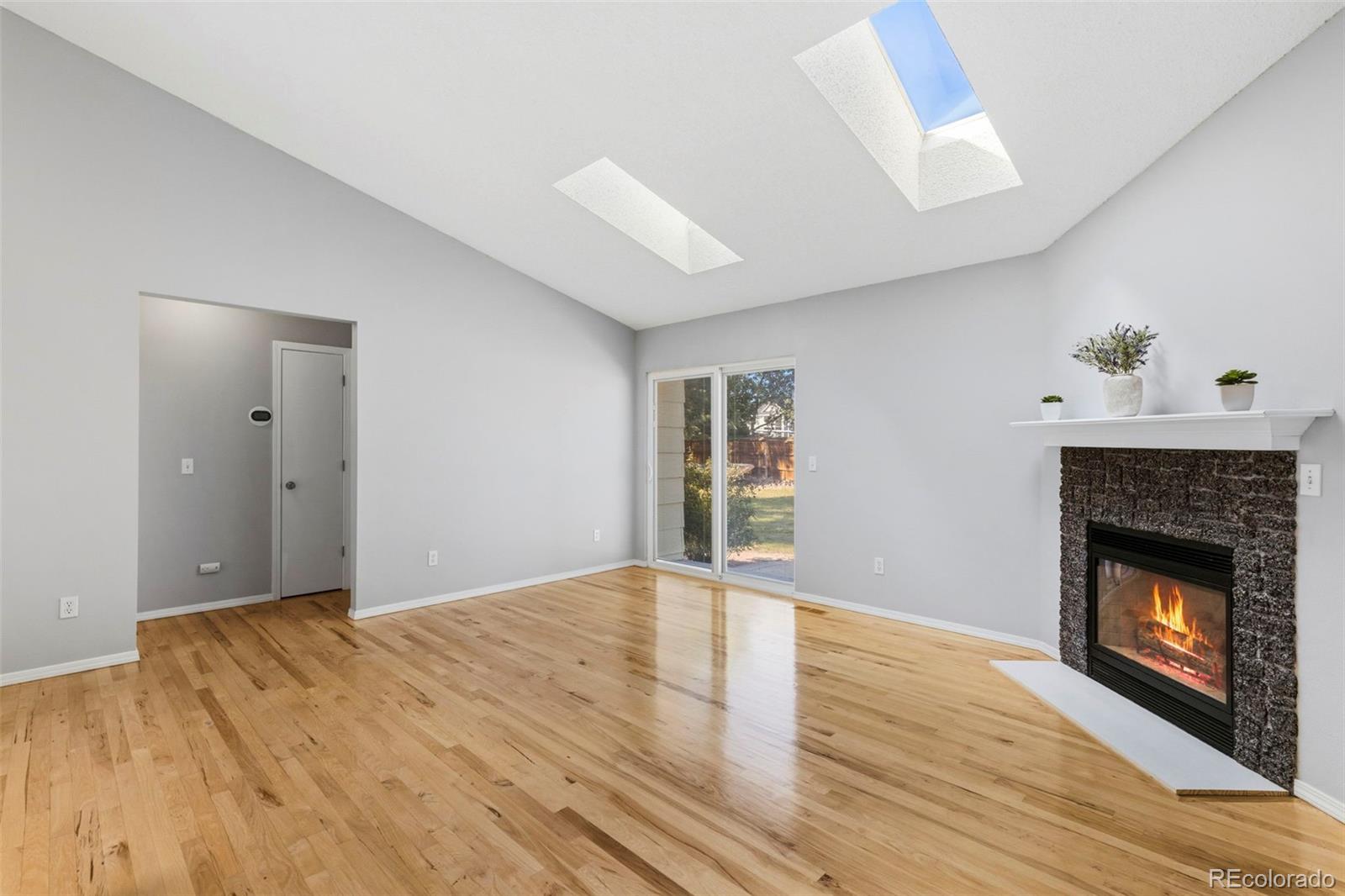 MLS Image #11 for 1305  eastmeadow court,colorado springs, Colorado