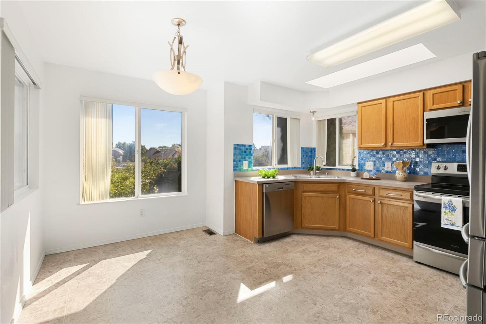MLS Image #15 for 1305  eastmeadow court,colorado springs, Colorado