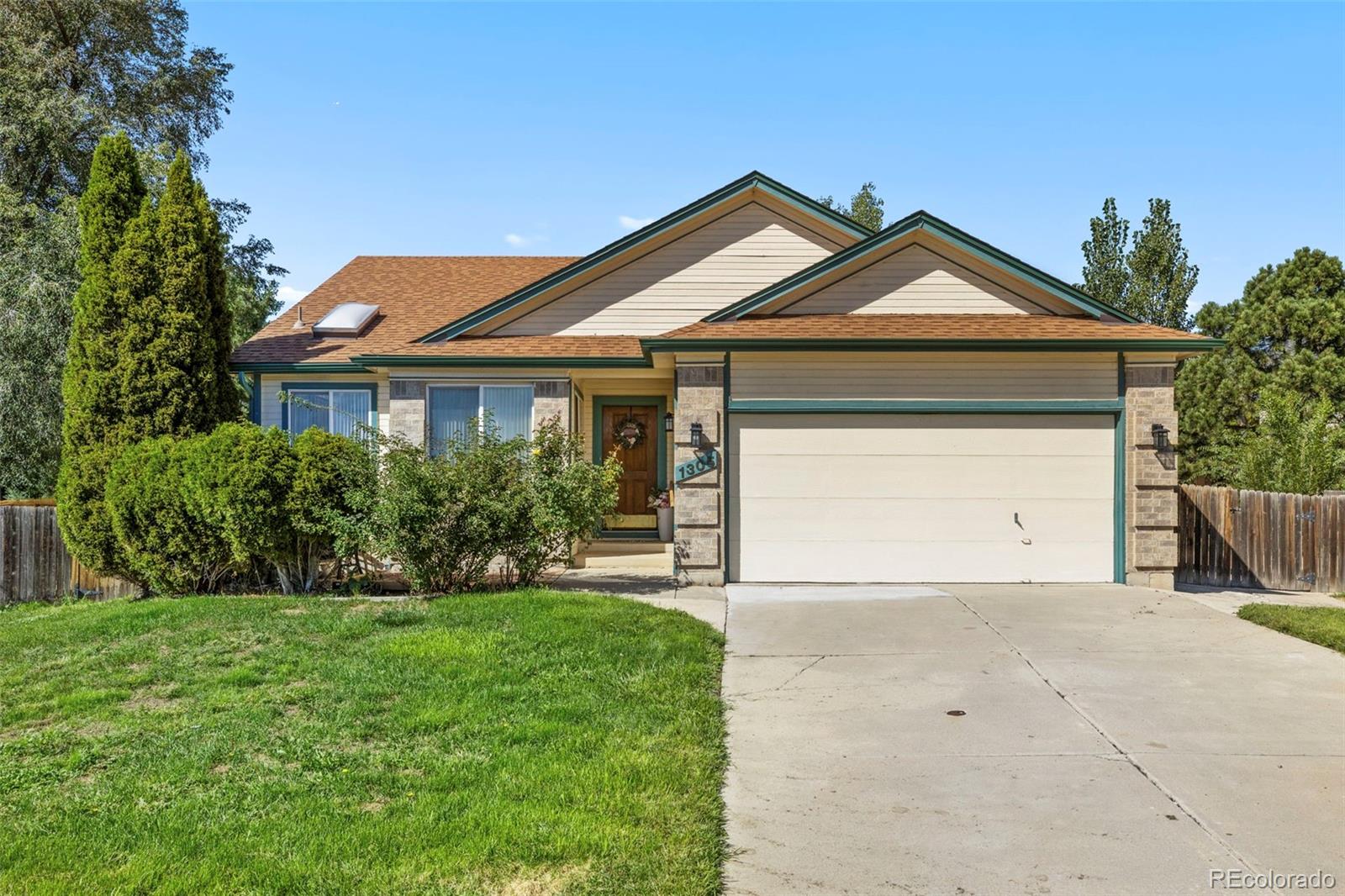 MLS Image #3 for 1305  eastmeadow court,colorado springs, Colorado
