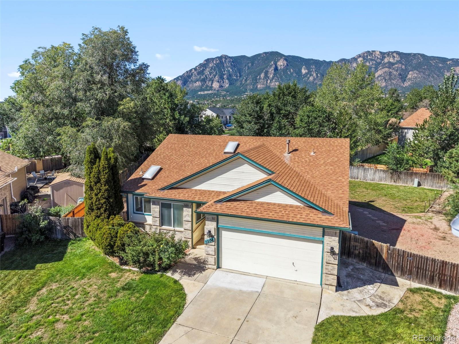 MLS Image #5 for 1305  eastmeadow court,colorado springs, Colorado