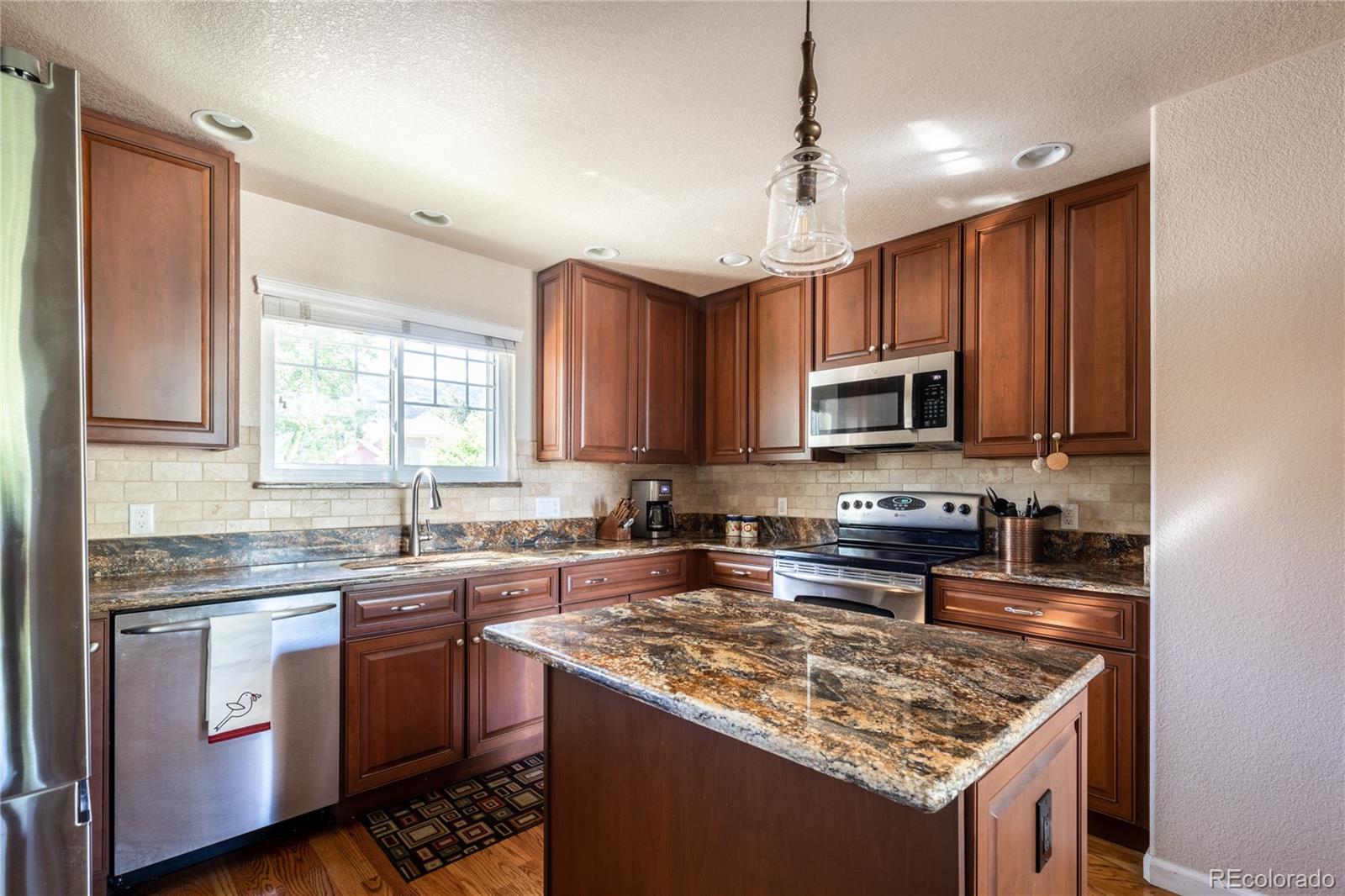 MLS Image #13 for 9836 s johnson court,littleton, Colorado