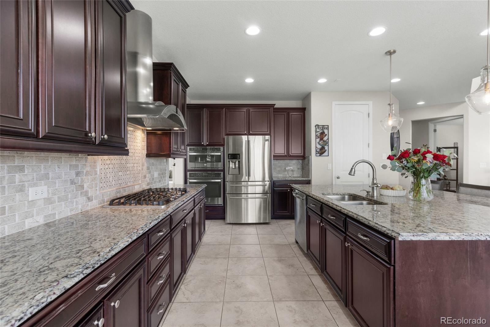 MLS Image #10 for 27855 e moraine drive,aurora, Colorado