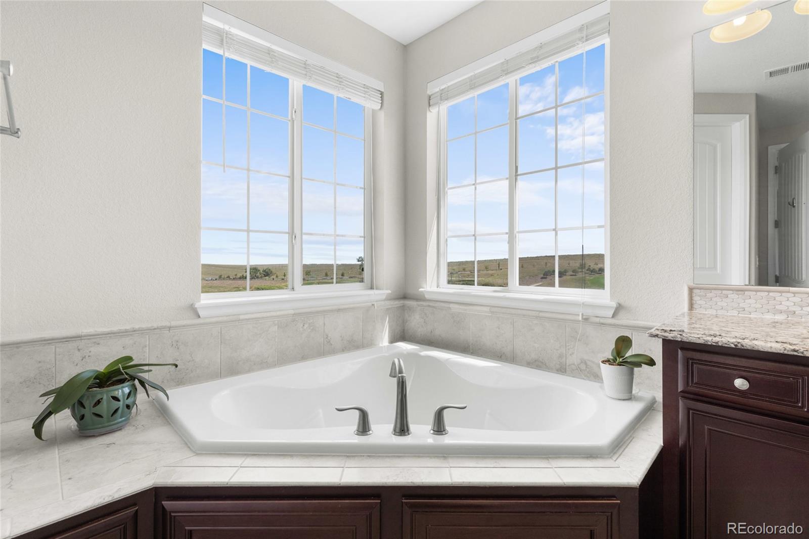 MLS Image #28 for 27855 e moraine drive,aurora, Colorado