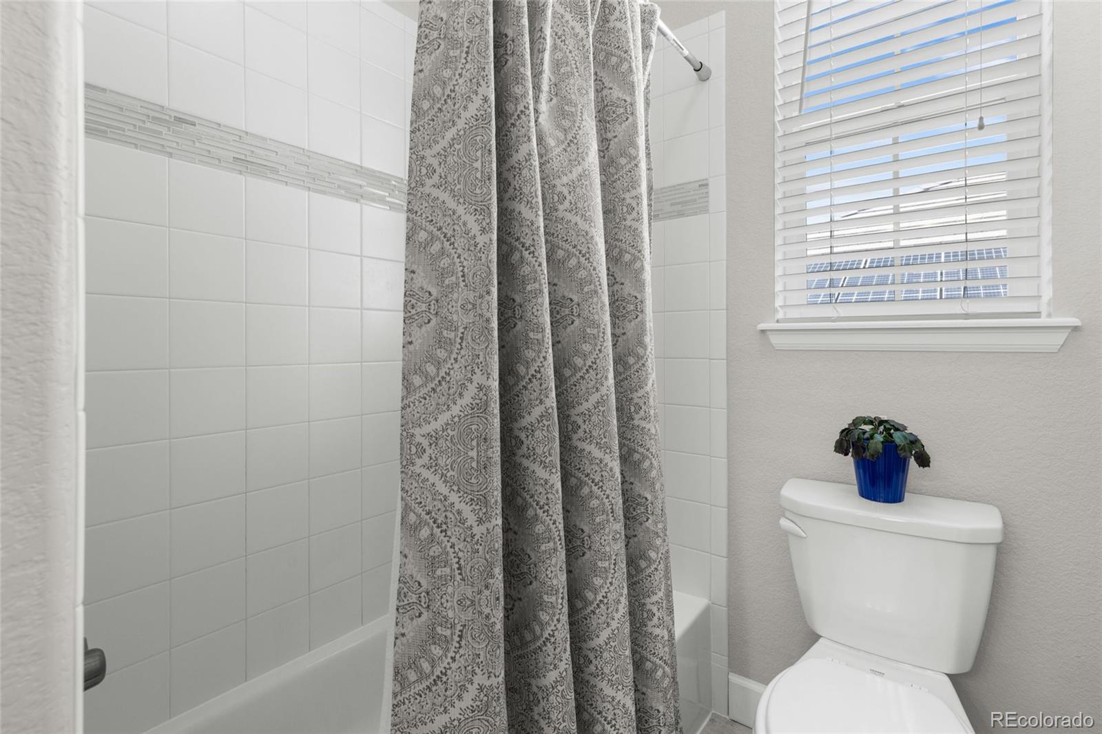 MLS Image #33 for 27855 e moraine drive,aurora, Colorado