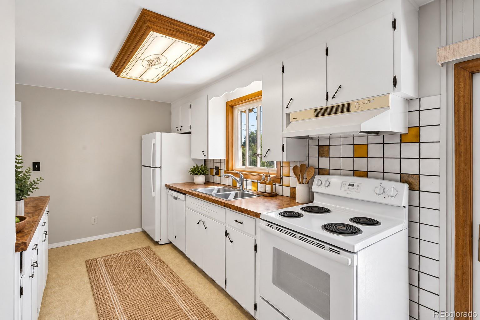 MLS Image #6 for 1360 w 6th avenue,broomfield, Colorado