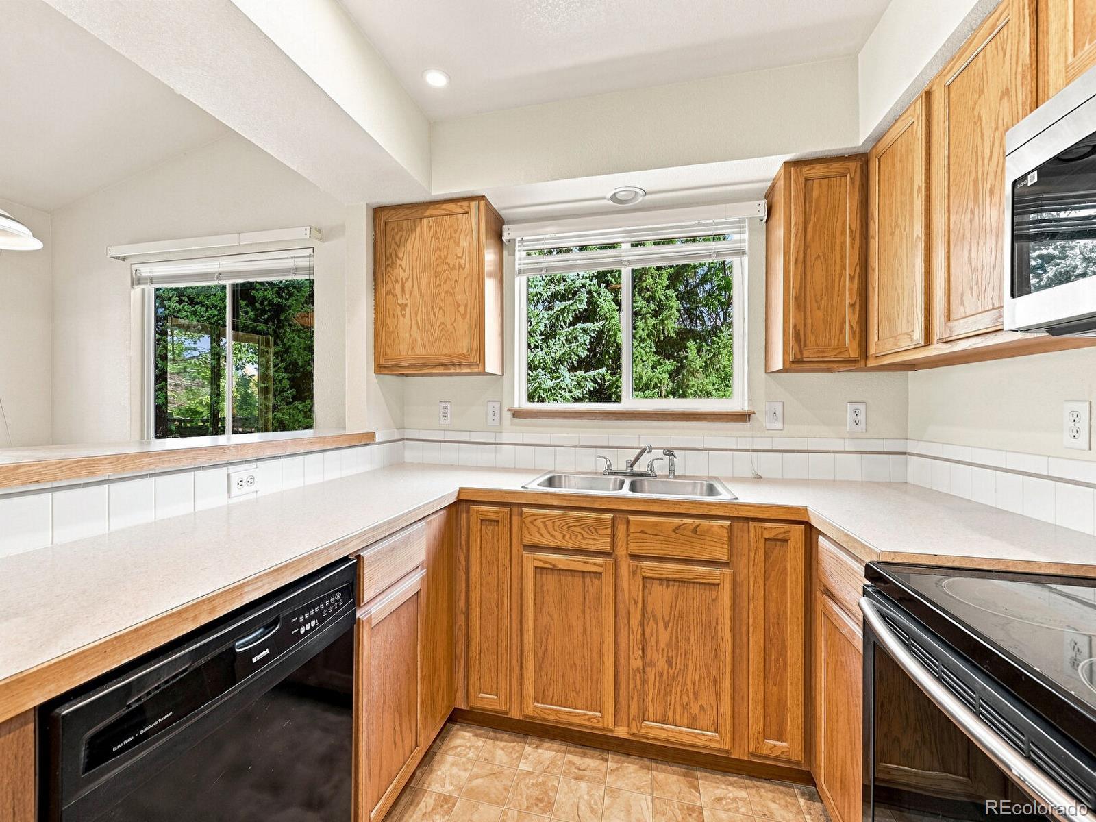MLS Image #13 for 950  52nd avenue court,greeley, Colorado
