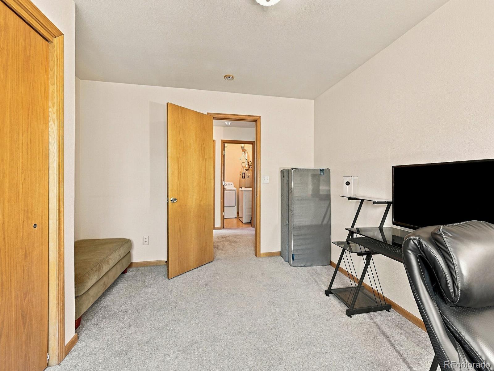 MLS Image #17 for 950  52nd avenue court,greeley, Colorado