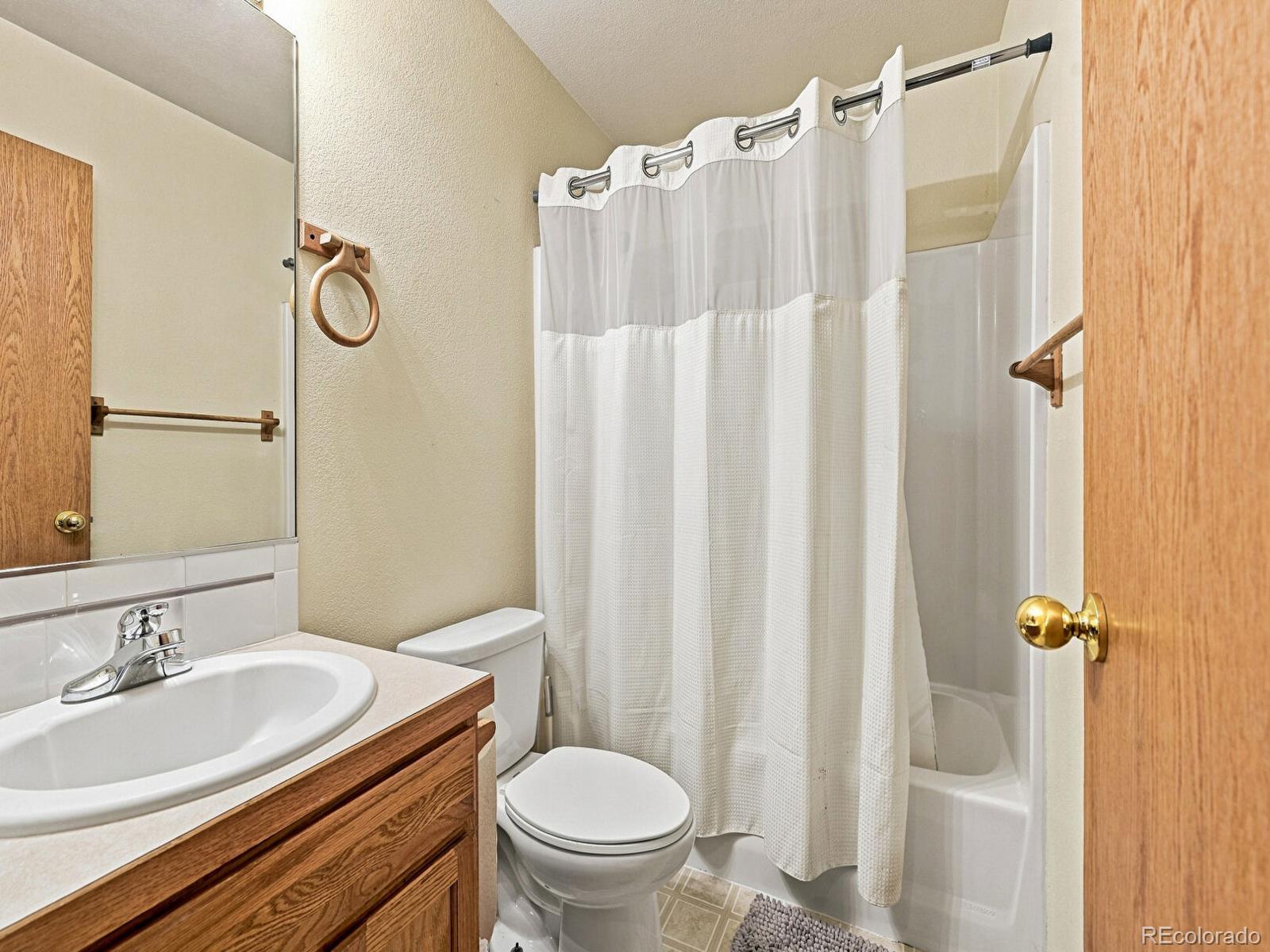 MLS Image #19 for 950  52nd avenue court,greeley, Colorado
