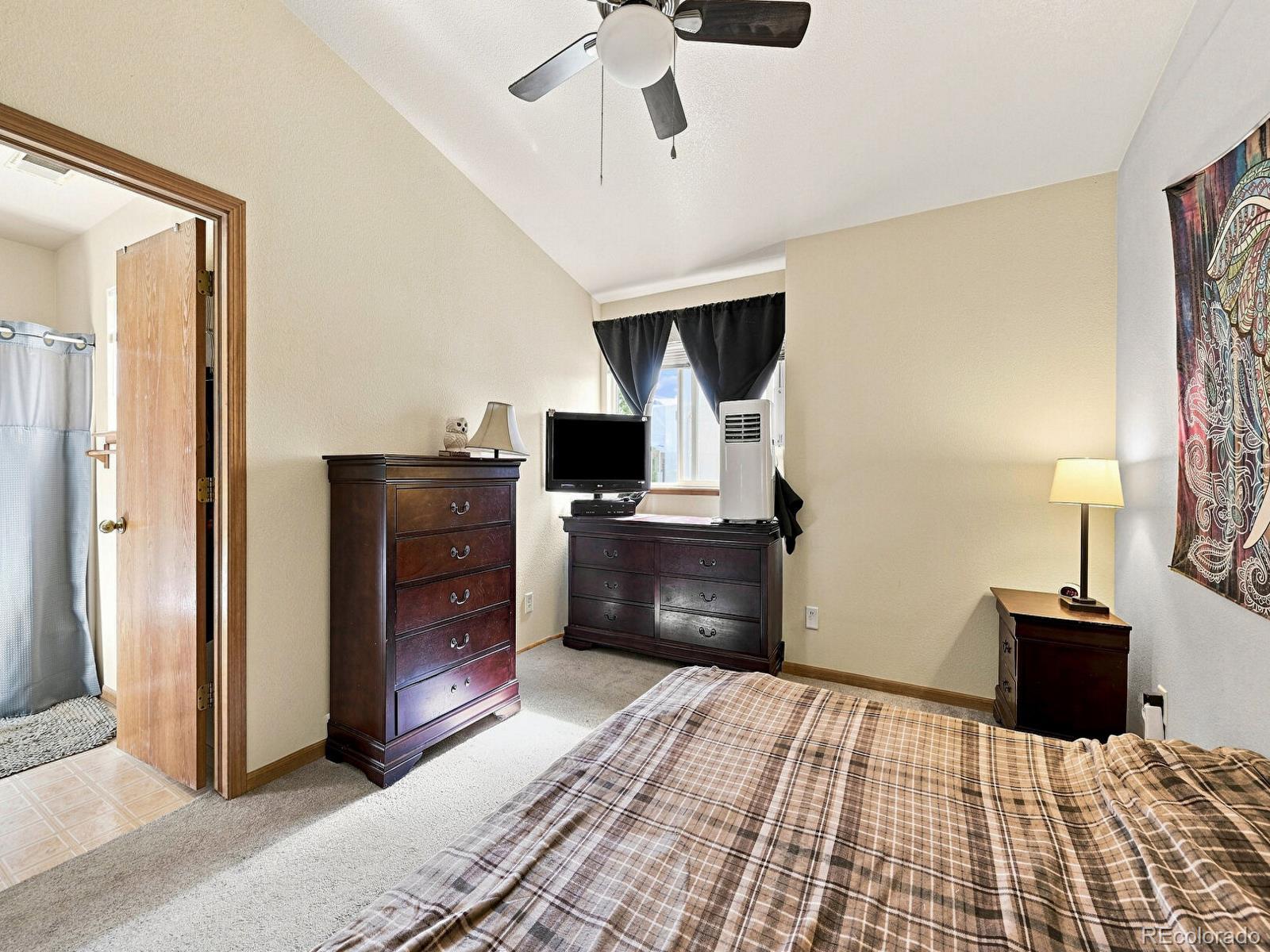 MLS Image #23 for 950  52nd avenue court,greeley, Colorado