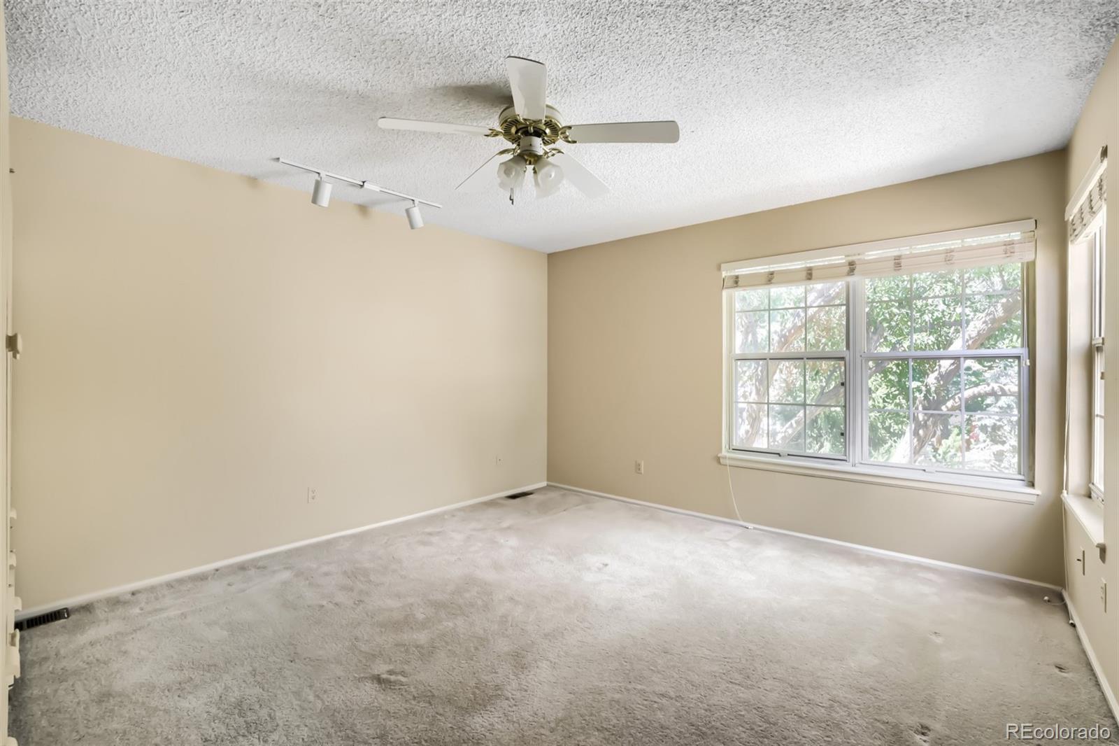MLS Image #12 for 1575 s trenton court,denver, Colorado