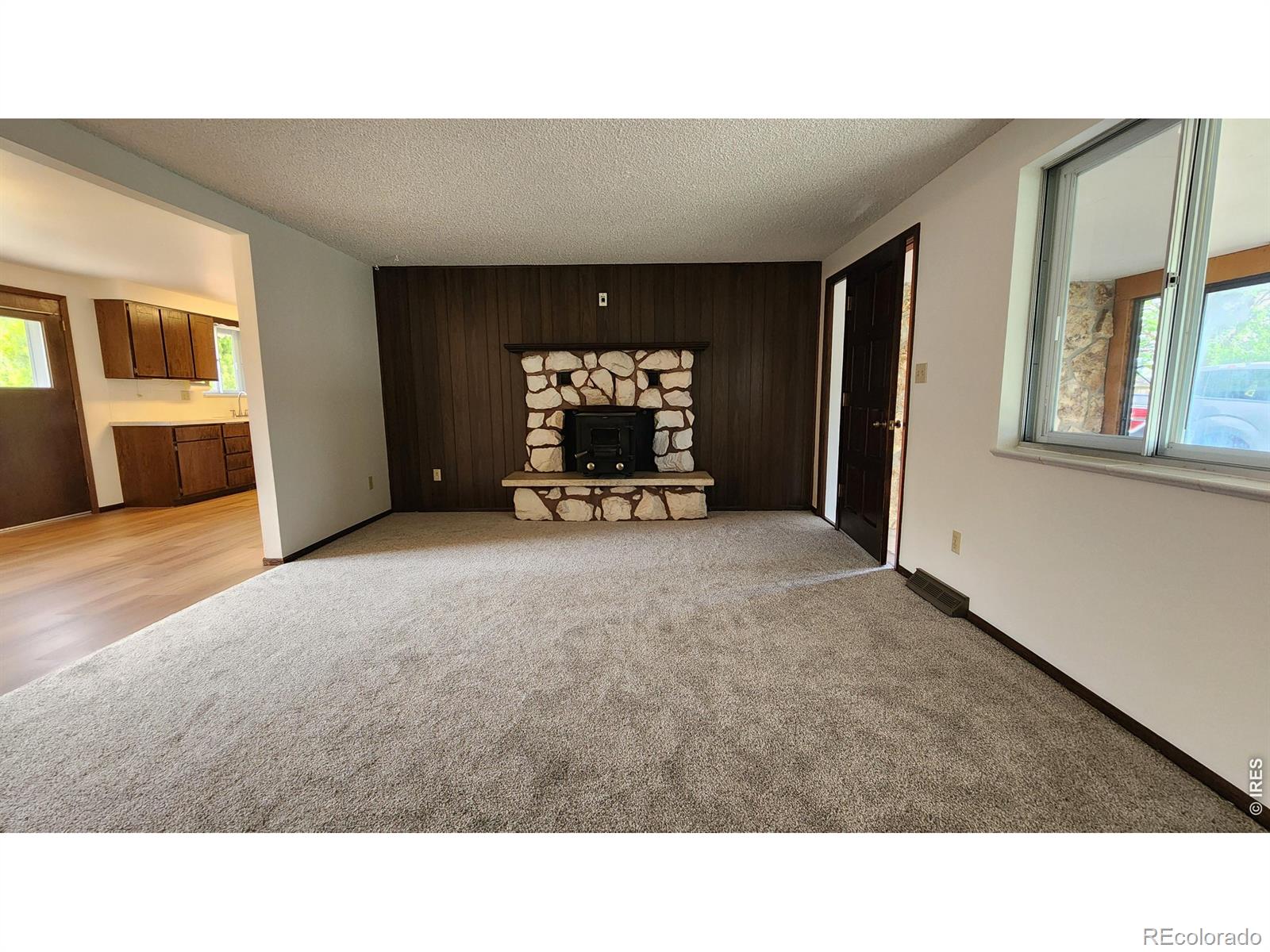 MLS Image #5 for 521 w 33rd street,loveland, Colorado
