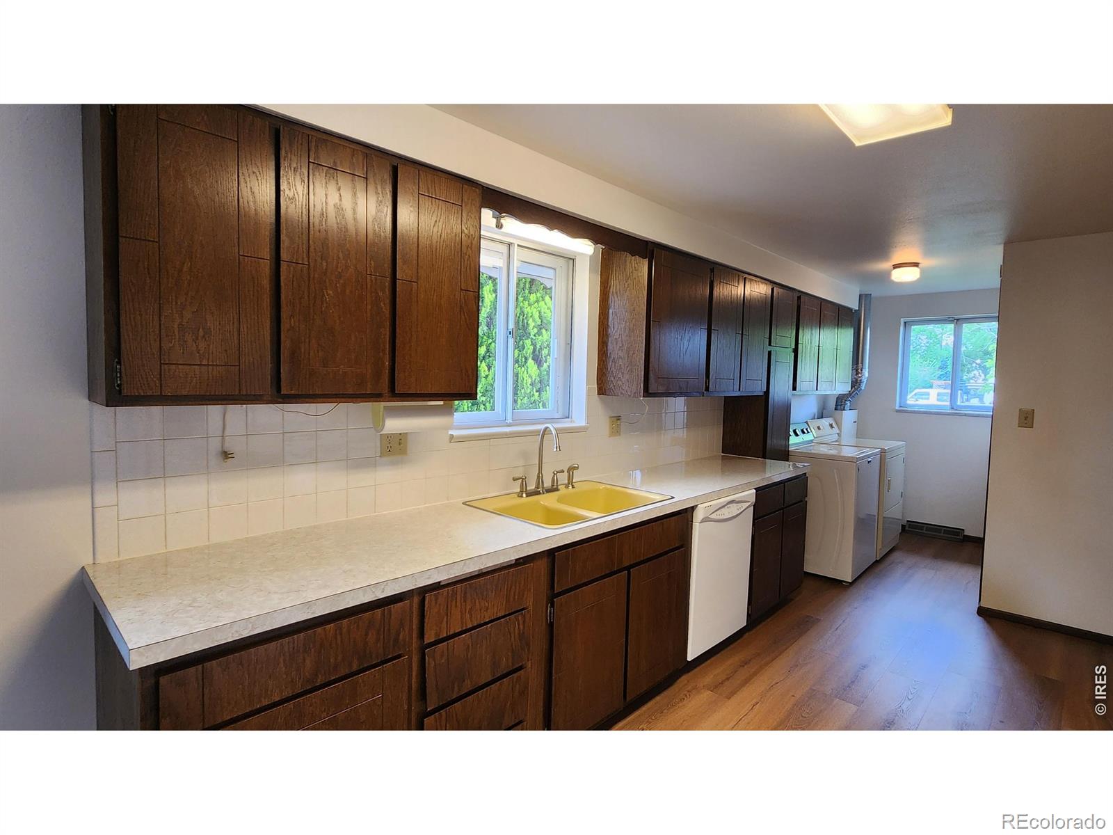 MLS Image #7 for 521 w 33rd street,loveland, Colorado