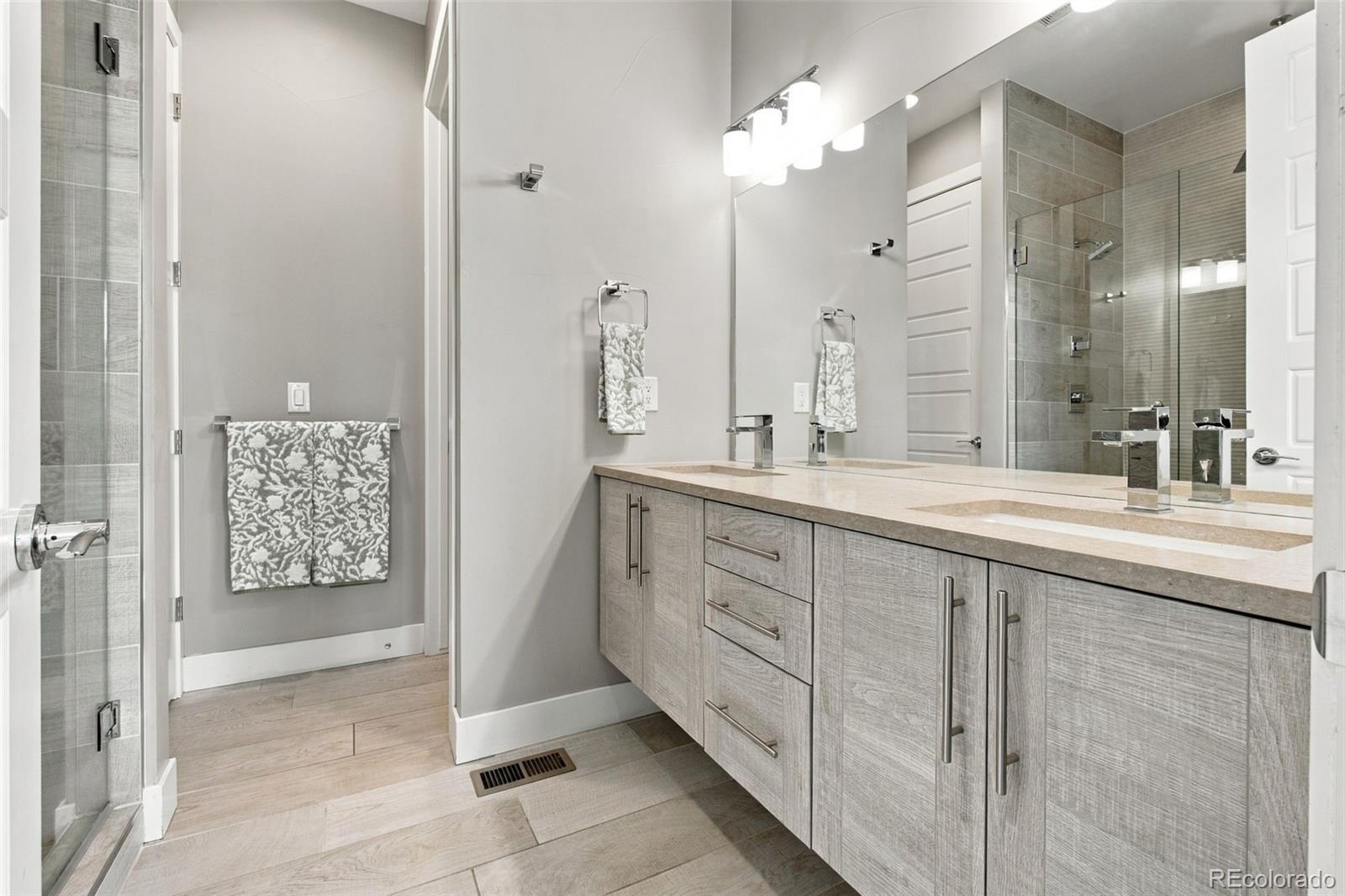 MLS Image #12 for 1310 e 22nd avenue,denver, Colorado