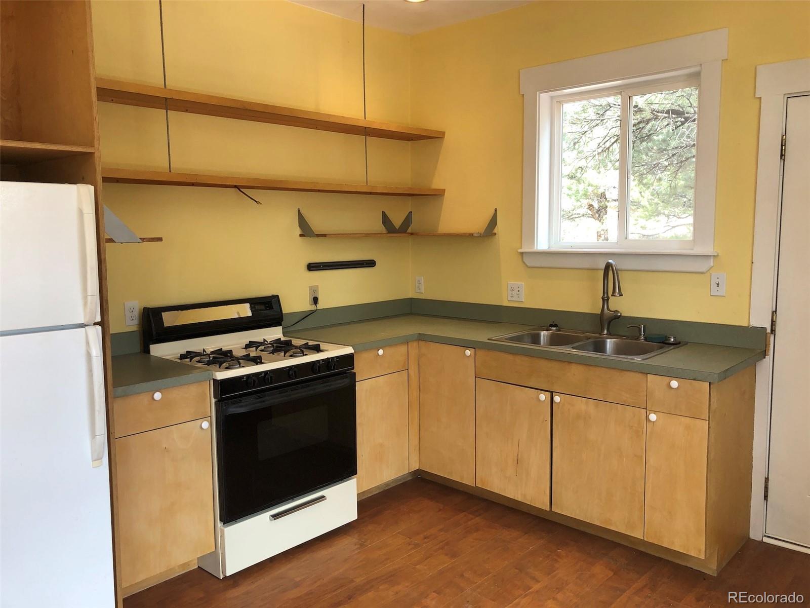 MLS Image #11 for 375 s cedar street,crestone, Colorado
