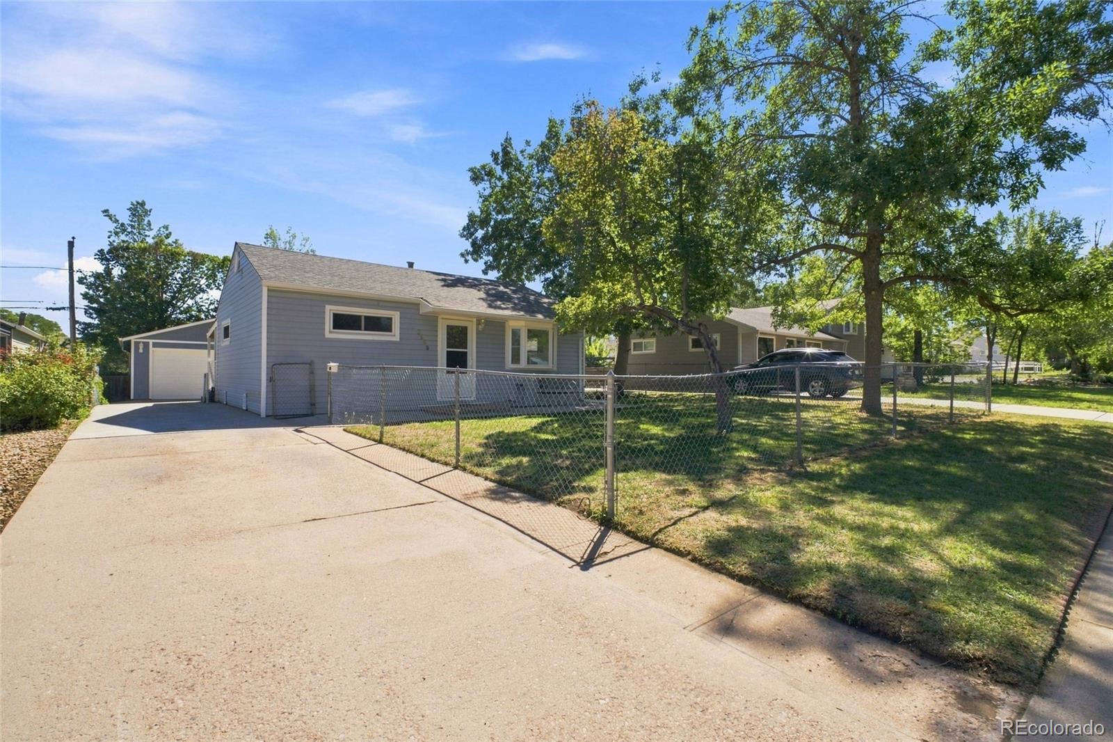 MLS Image #13 for 2660 s knox court,denver, Colorado