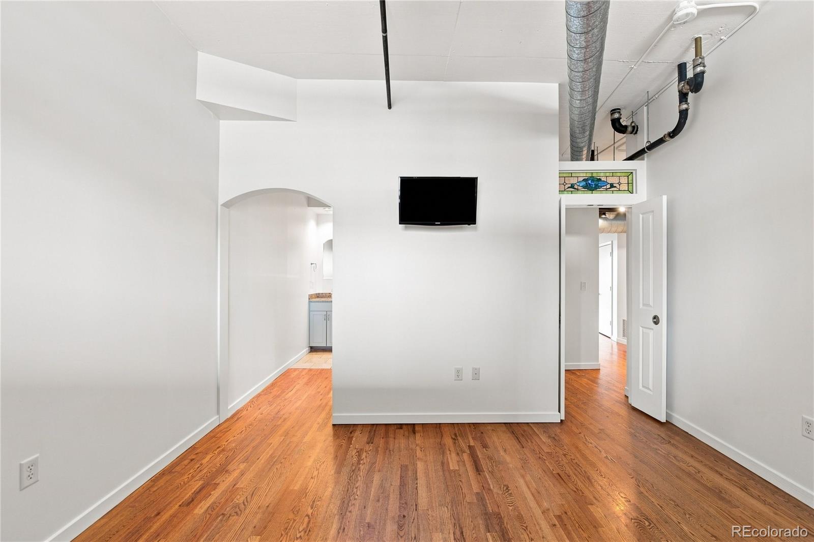 MLS Image #22 for 3201 n shoshone street 306,denver, Colorado