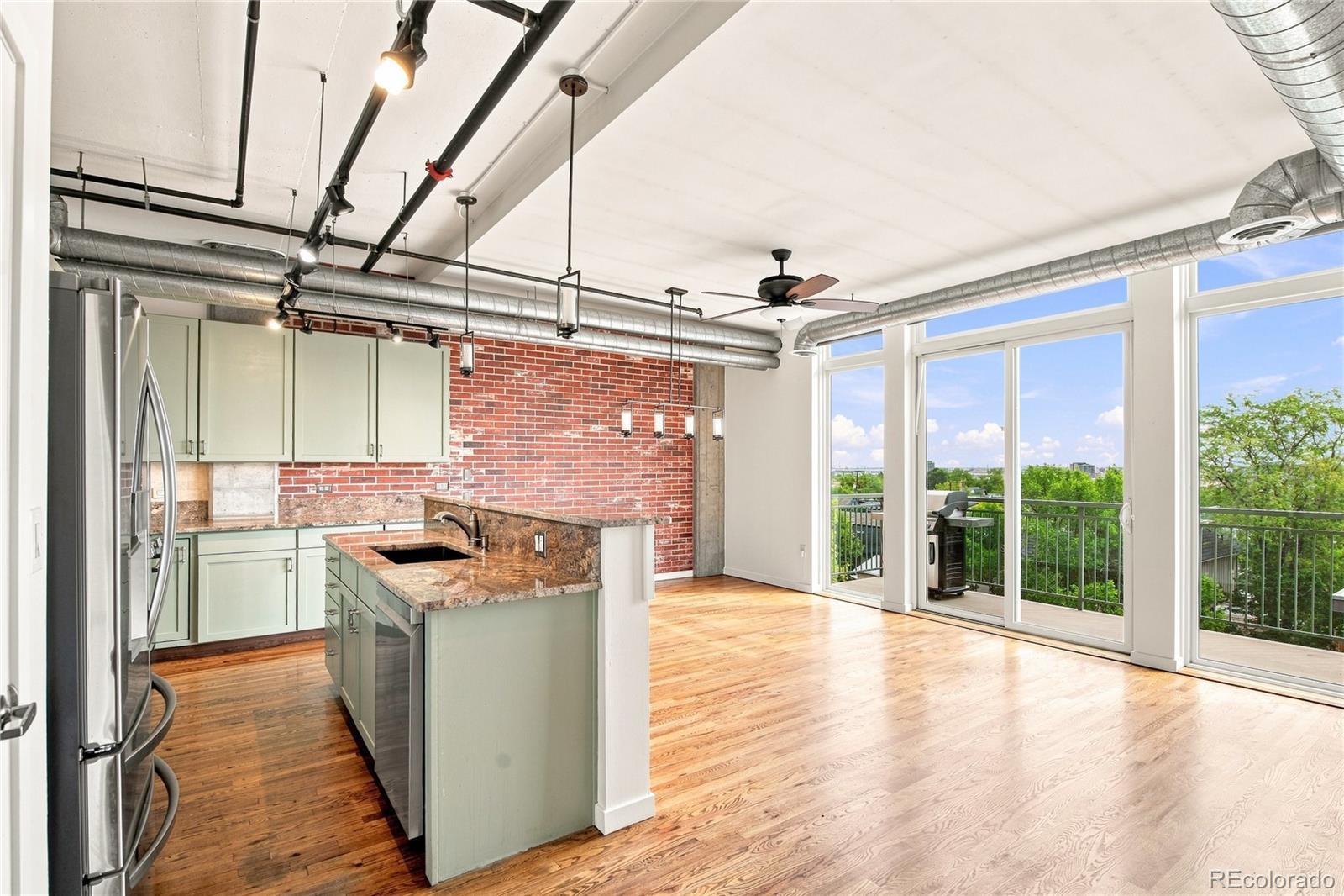 MLS Image #4 for 3201 n shoshone street 306,denver, Colorado