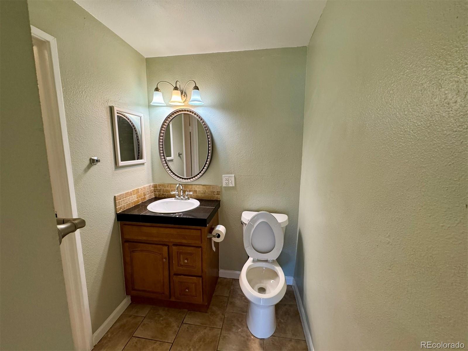 MLS Image #14 for 7375 e quincy avenue,denver, Colorado