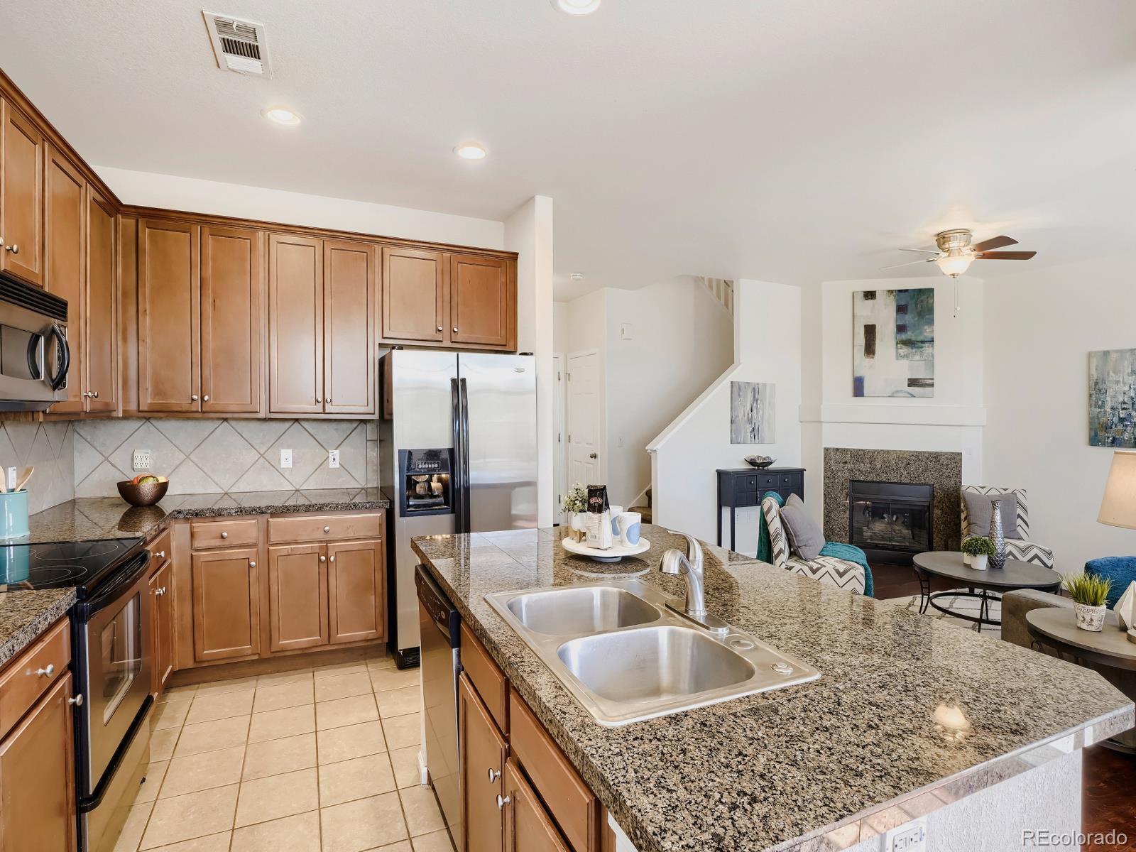 MLS Image #2 for 3691 s perth circle,aurora, Colorado