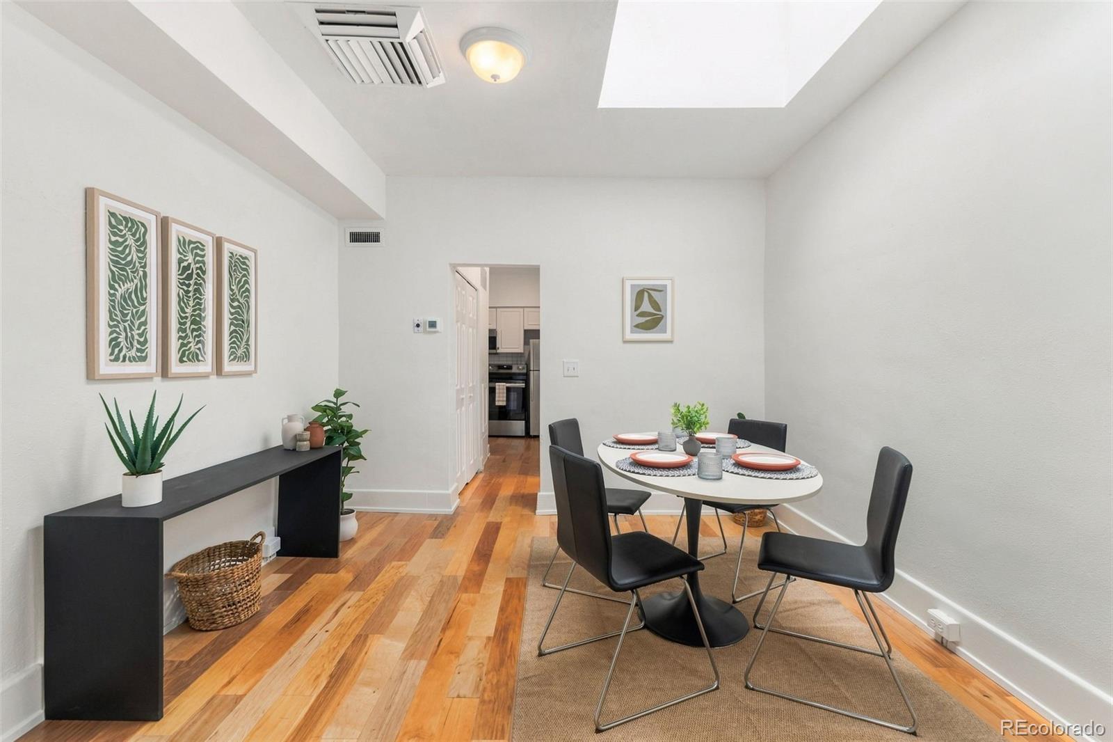 MLS Image #4 for 3019 n williams street,denver, Colorado