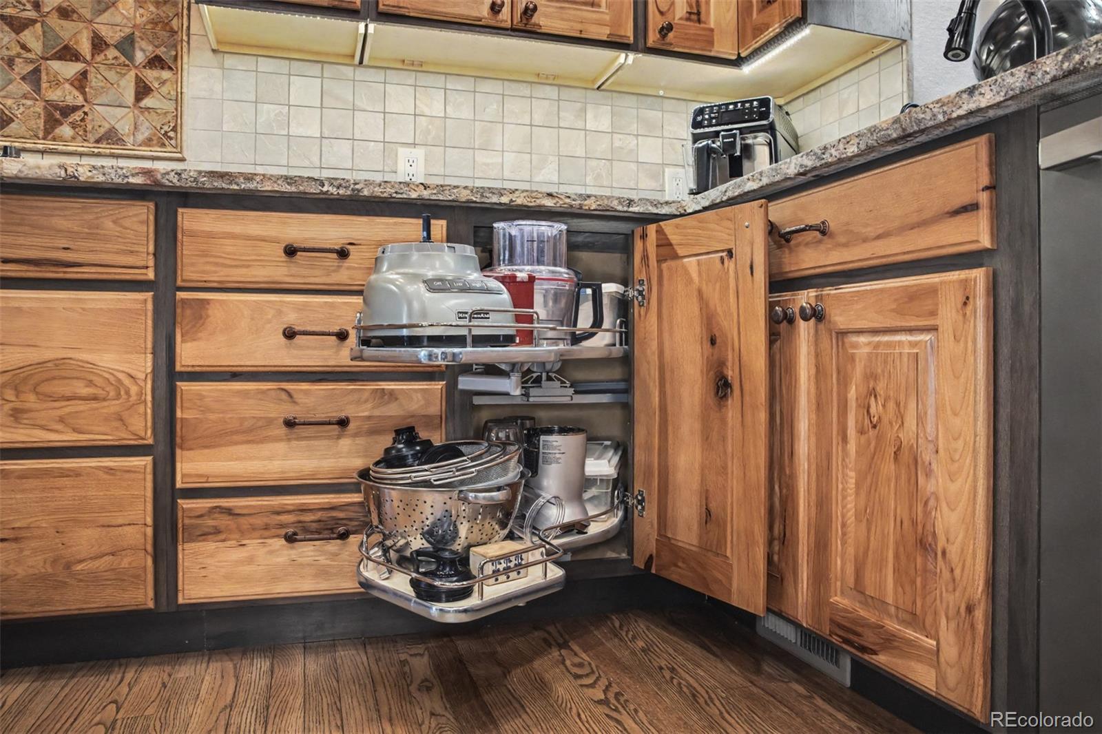 MLS Image #20 for 10898  snow cloud trail,littleton, Colorado