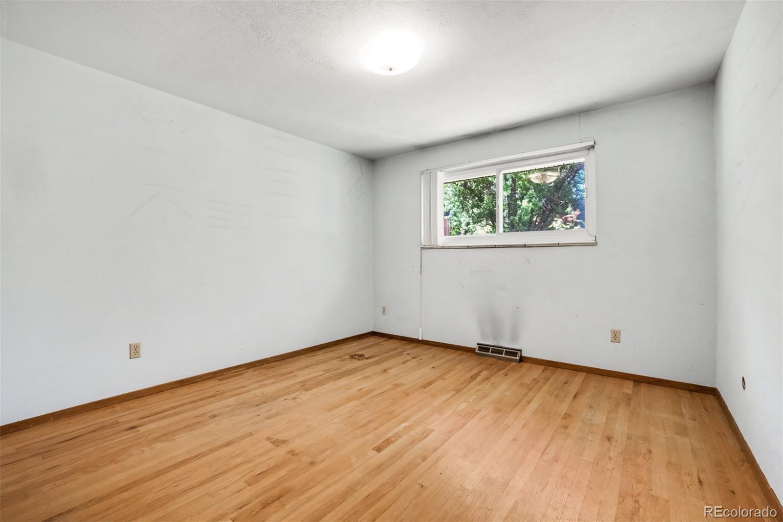 MLS Image #18 for 3077  owens court,denver, Colorado