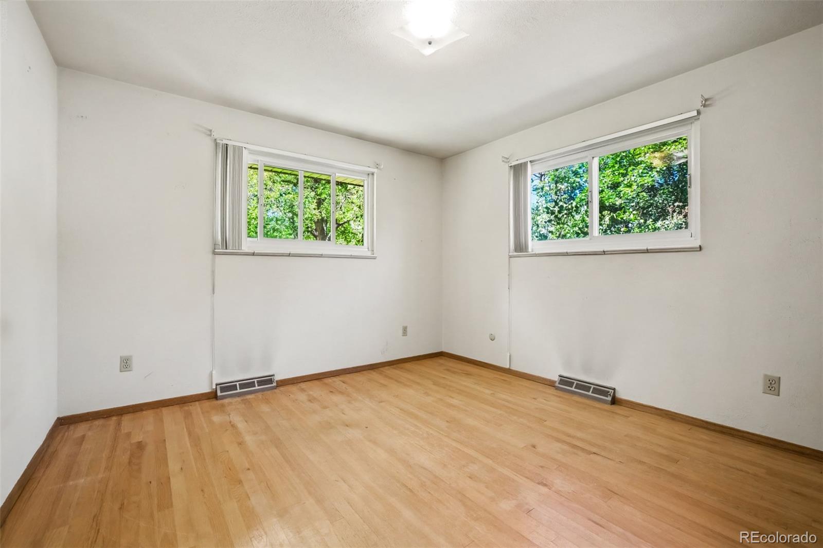 MLS Image #22 for 3077  owens court,denver, Colorado