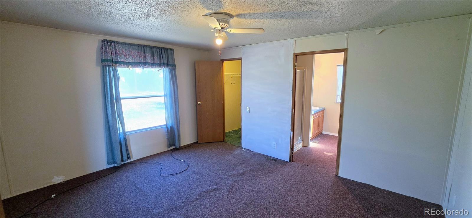 MLS Image #11 for 828  3rd street,penrose, Colorado