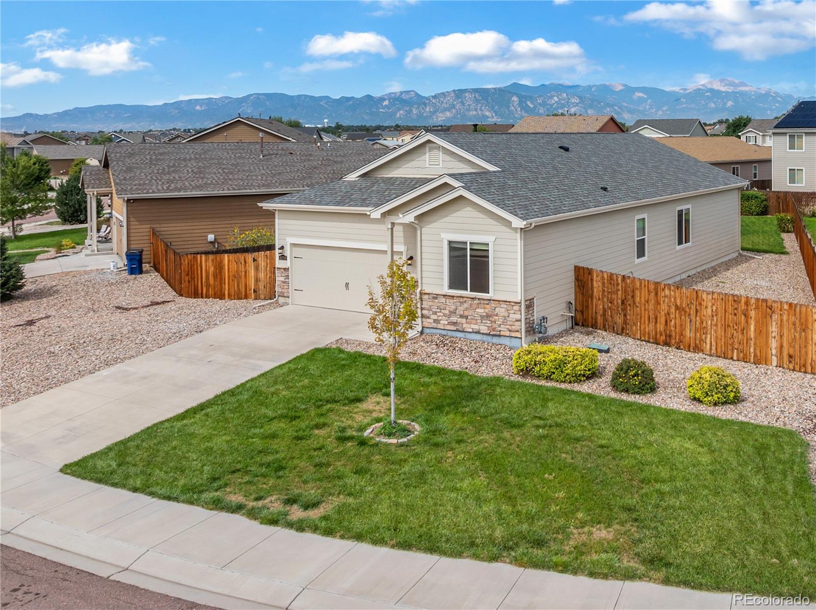 MLS Image #3 for 10219  intrepid way,colorado springs, Colorado