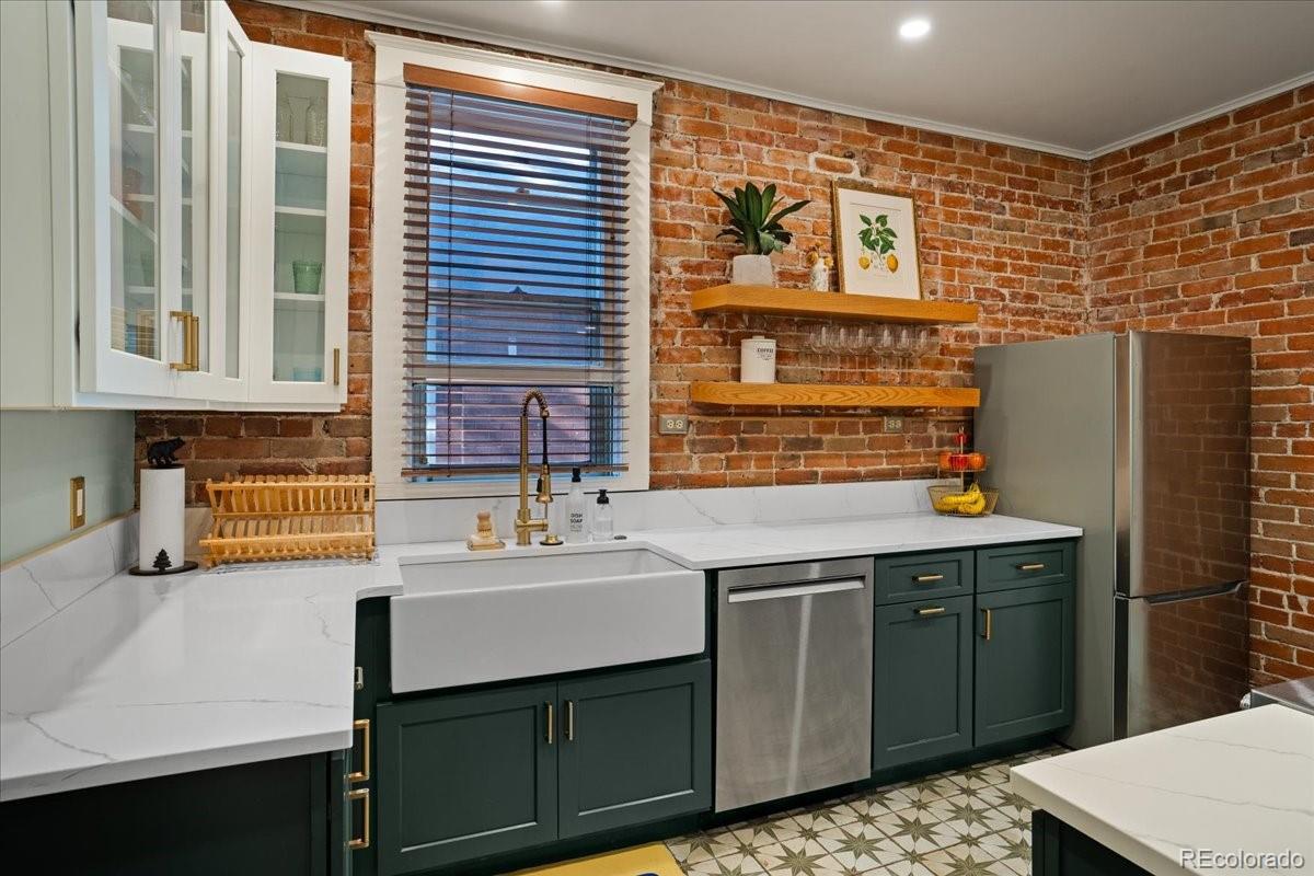 MLS Image #19 for 1148 s clarkson street,denver, Colorado