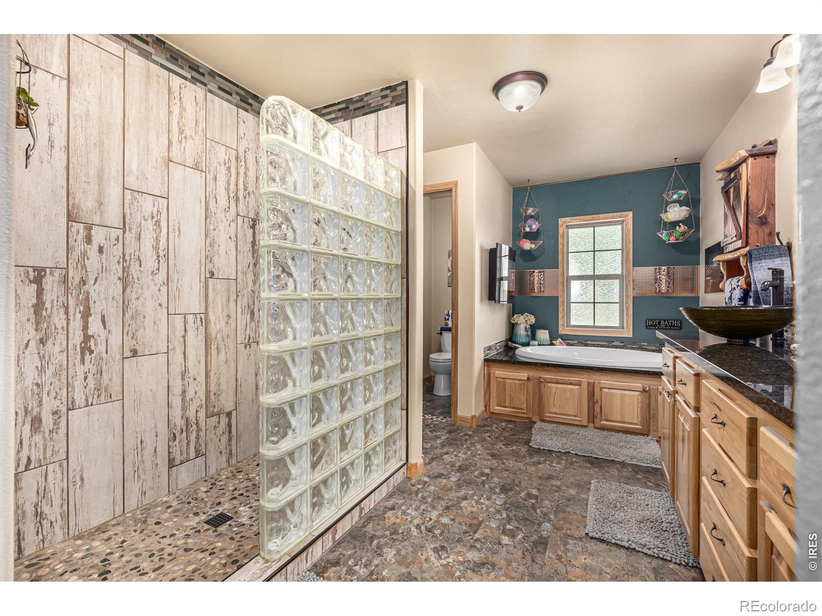 MLS Image #13 for 40078  county road 23 ,ault, Colorado