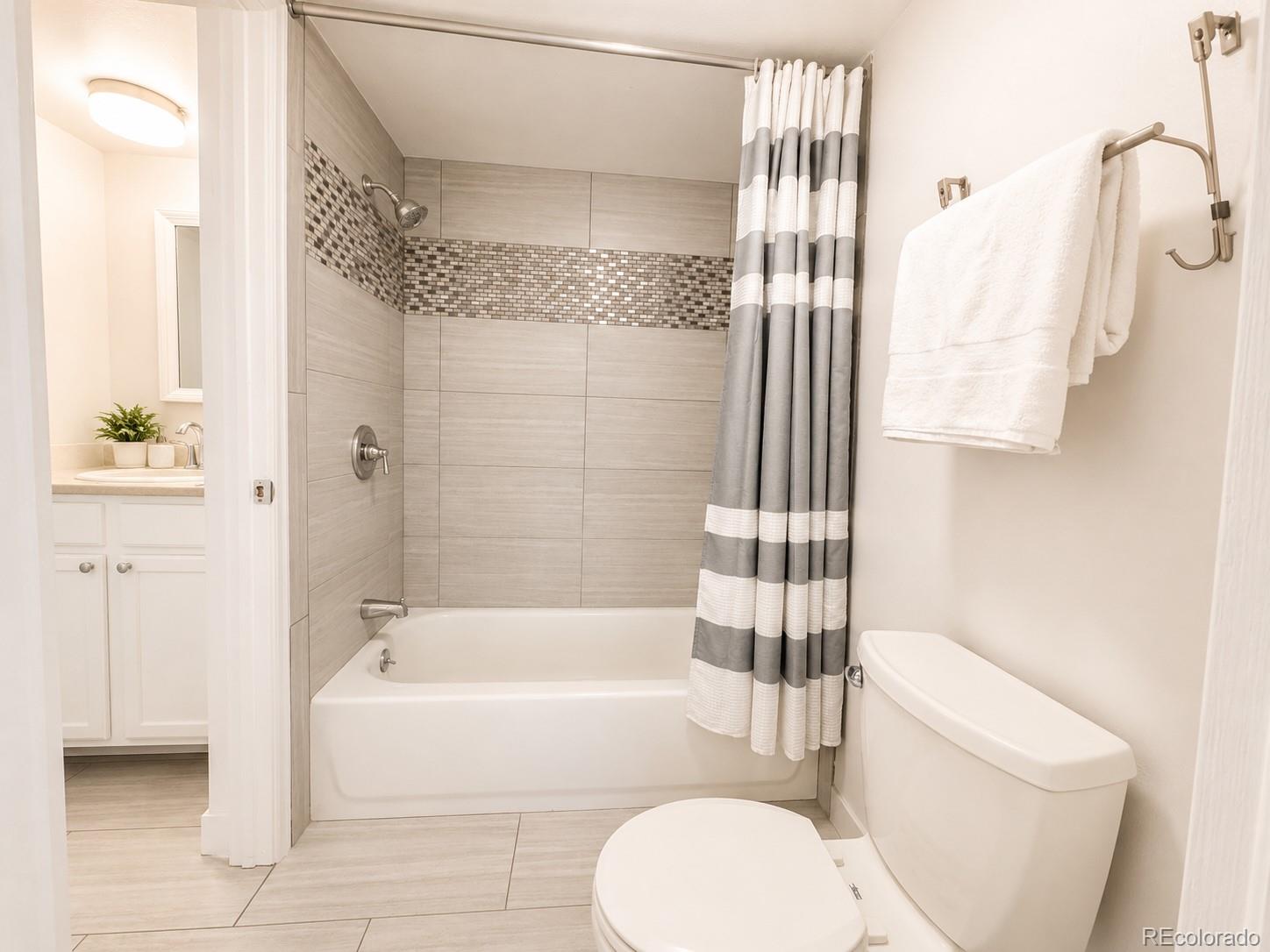 MLS Image #10 for 1265  race street,denver, Colorado