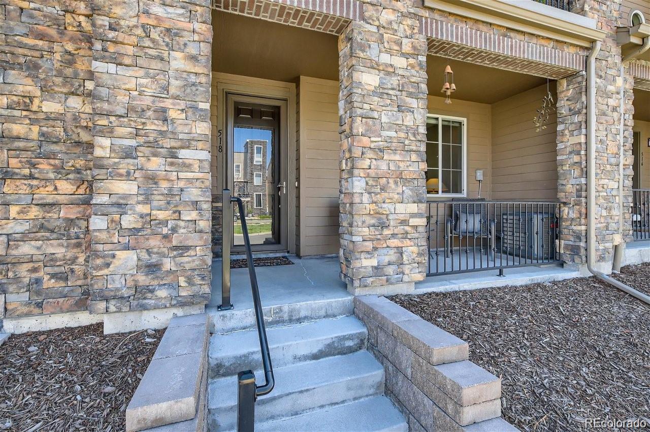 MLS Image #1 for 518 e dry creek place,littleton, Colorado