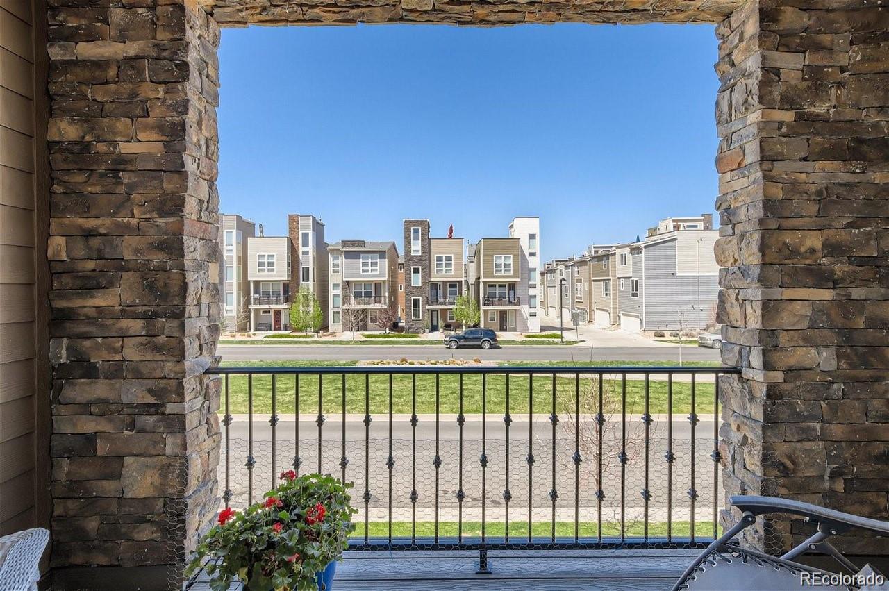 MLS Image #14 for 518 e dry creek place,littleton, Colorado