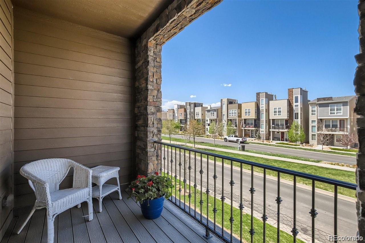 MLS Image #17 for 518 e dry creek place,littleton, Colorado